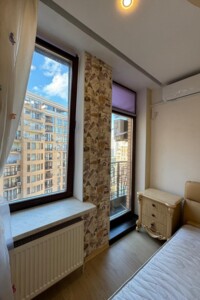 Продаж трикімнатної квартири в Одесі, на вул. Тіниста 9/12, район Аркадія фото 2