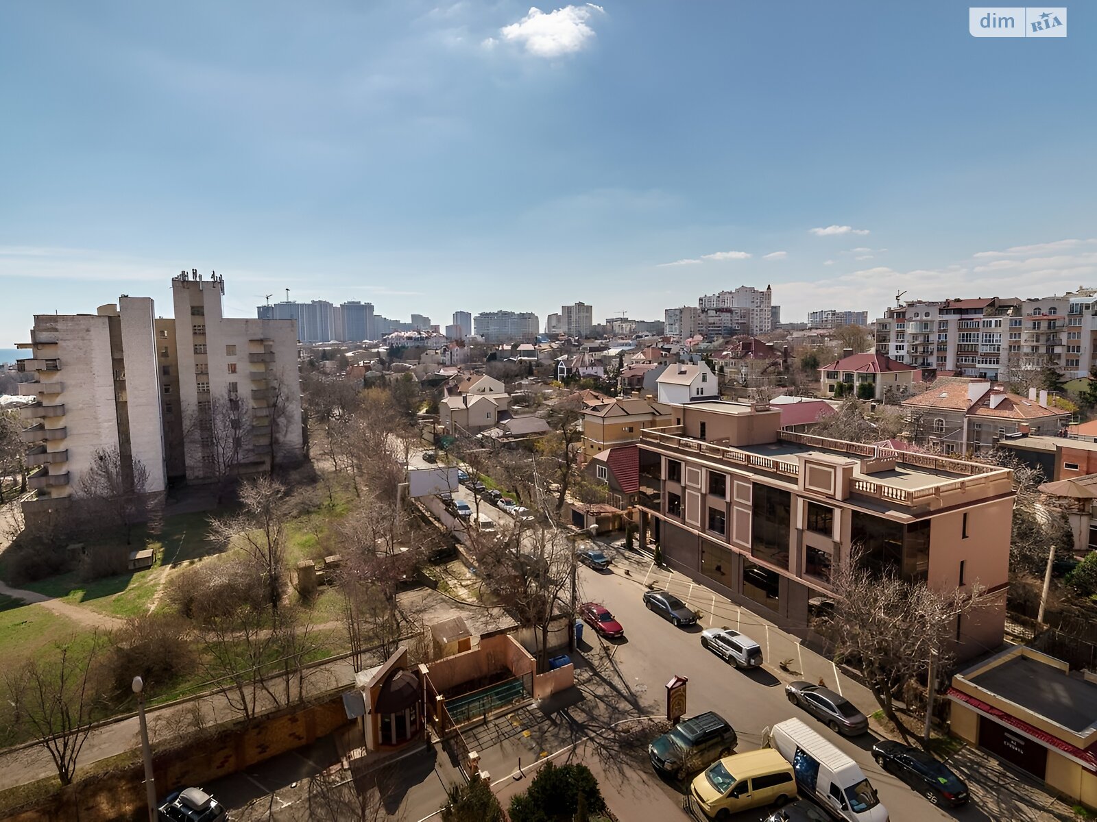 Продаж трикімнатної квартири в Одесі, на вул. Тіниста 9/12, район Аркадія фото 1 Продаж трикімнатної квартири в Одесі, на вул. Тіниста 9/12, район Аркадія фото 1