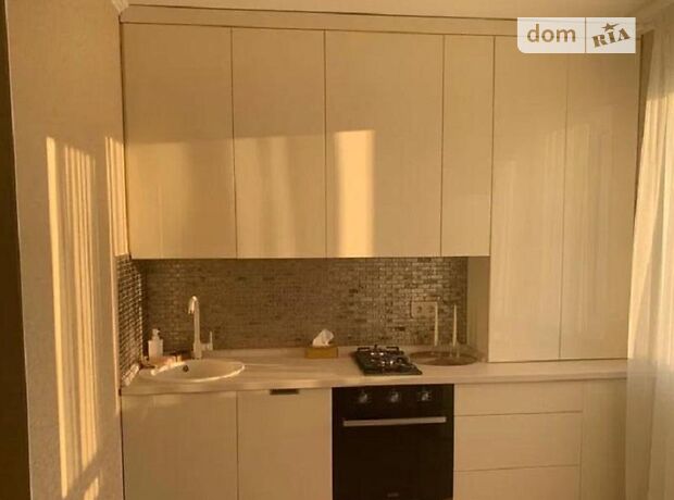 Продажа однокомнатной квартиры в Одессе, на ул. Тополевая район Приморский фото 1 Продажа однокомнатной квартиры в Одессе, на ул. Тополевая район Приморский фото 1