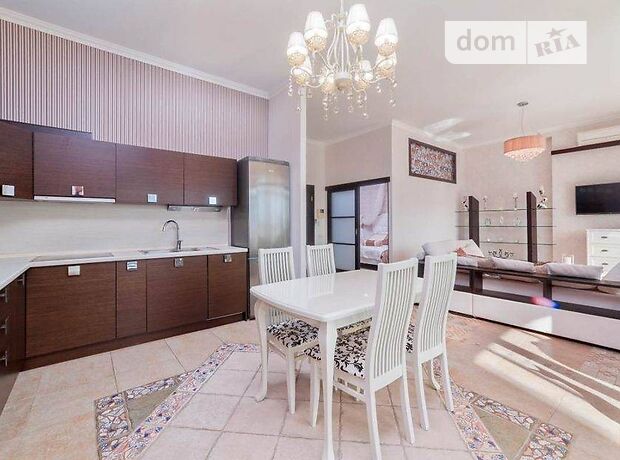 Продажа двухкомнатной квартиры в Одессе, на плато Гагаринское 5/3 район Аркадия фото 1 Продажа двухкомнатной квартиры в Одессе, на плато Гагаринское 5/3 район Аркадия фото 1