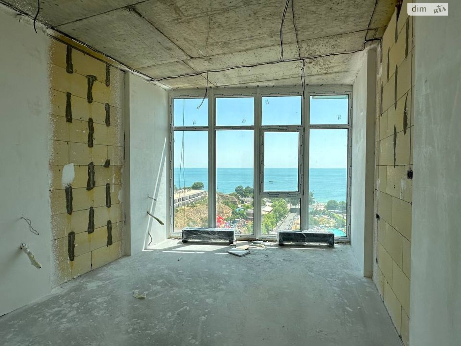Продажа двухкомнатной квартиры в Одессе, на аллея Аркадийския 1А, фото 1 Продажа двухкомнатной квартиры в Одессе, на аллея Аркадийския 1А, фото 1