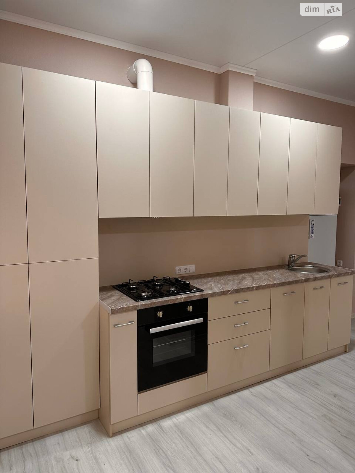 Продажа двухкомнатной квартиры в Одессе, на ул. Артиллерийская 5, фото 1 Продажа двухкомнатной квартиры в Одессе, на ул. Артиллерийская 5, фото 1