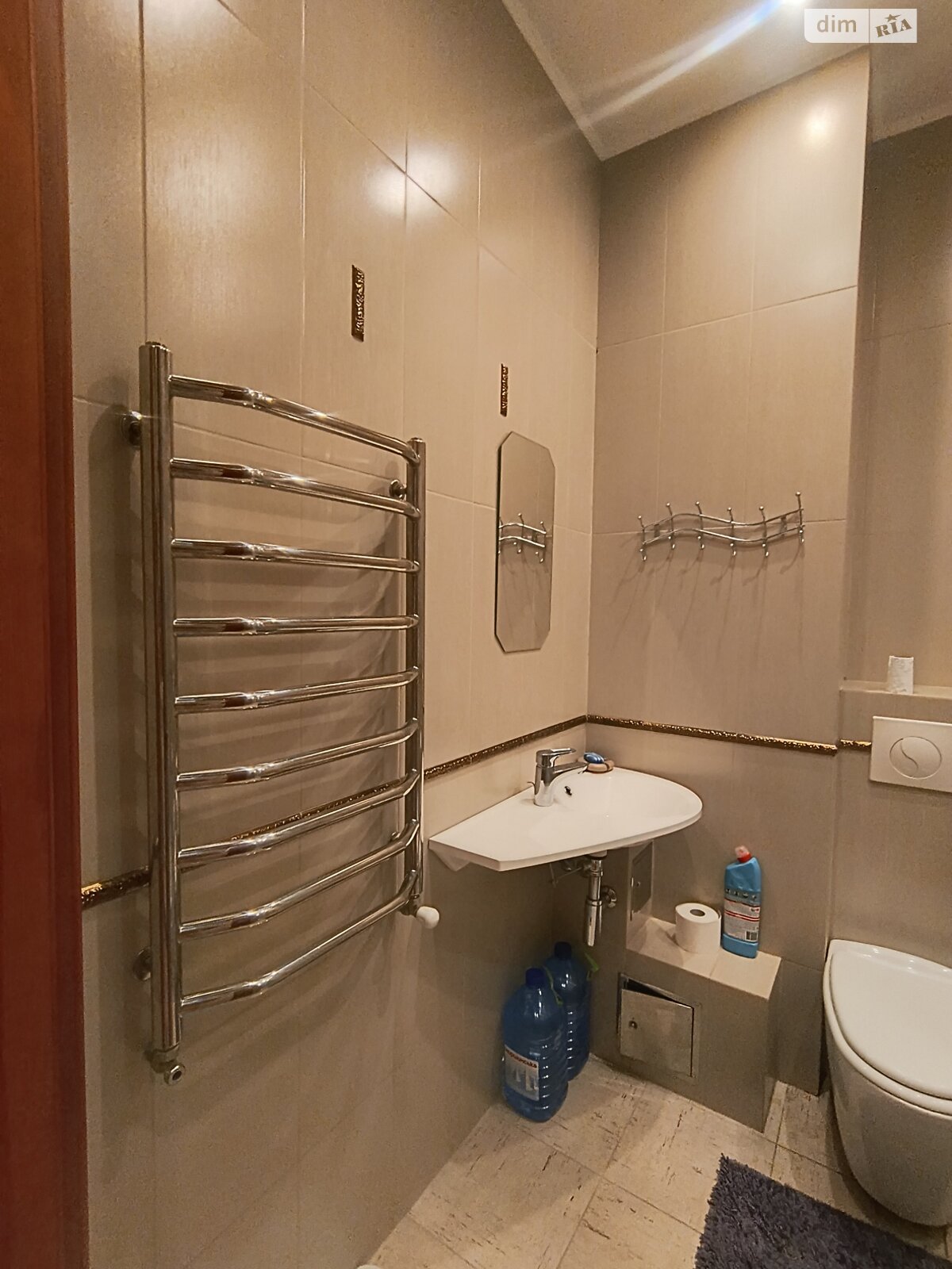 Продажа двухкомнатной квартиры в Одессе, на ул. Базарная 5/4, фото 1 Продажа двухкомнатной квартиры в Одессе, на ул. Базарная 5/4, фото 1