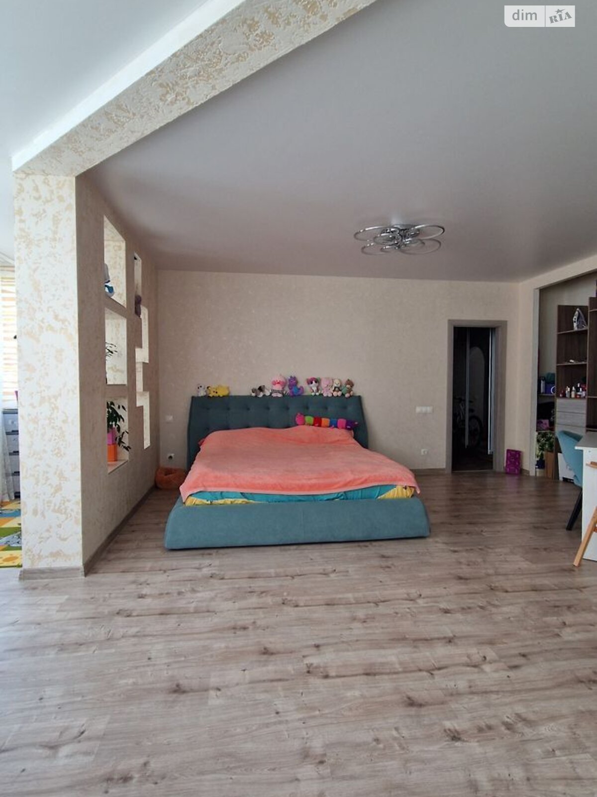 Продаж двокімнатної квартири в Одесі, на вул. Олексія Вадатурського 18, район Ближні Млини фото 1 Продаж двокімнатної квартири в Одесі, на вул. Олексія Вадатурського 18, район Ближні Млини фото 1