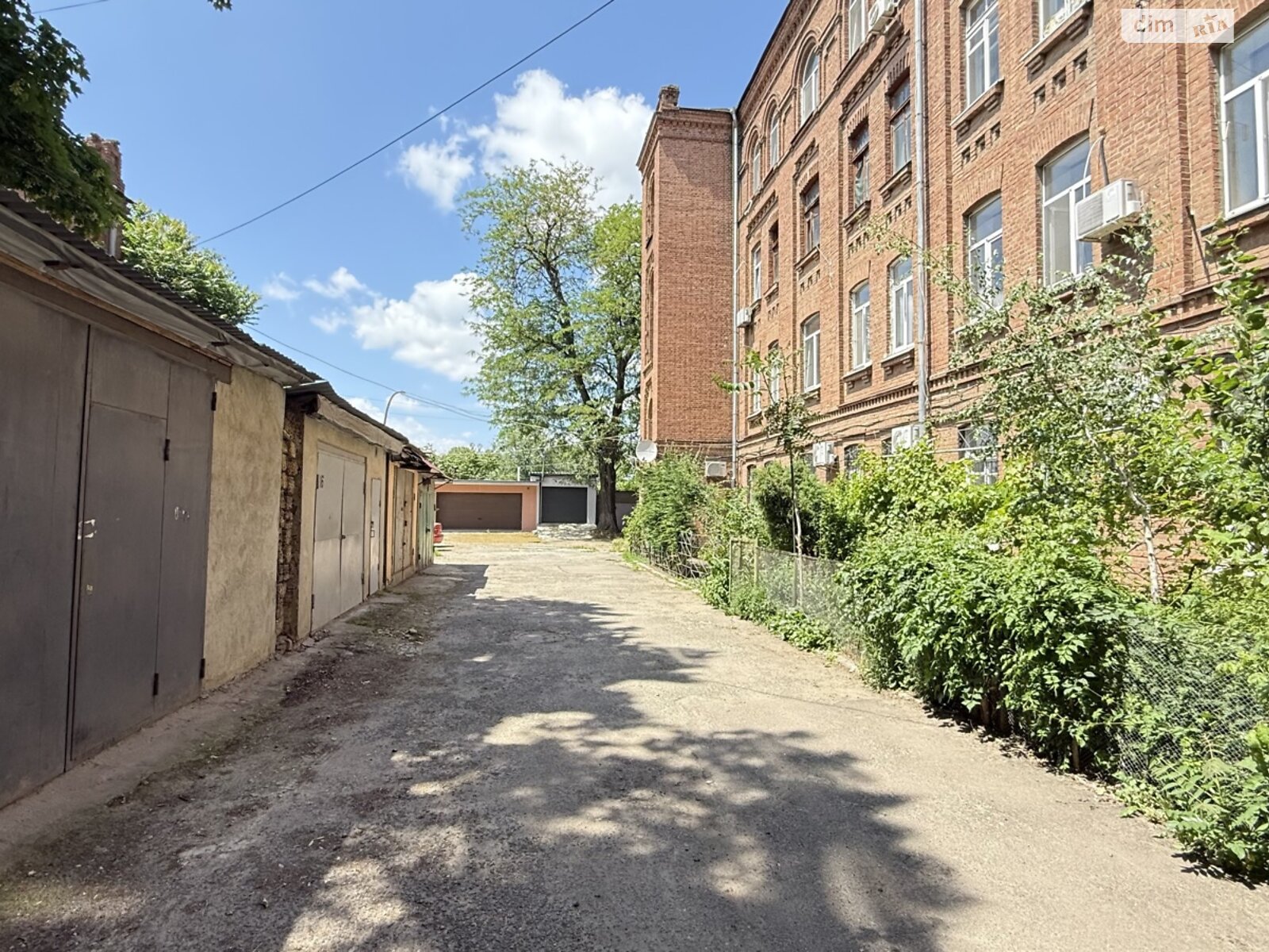 Продаж трикімнатної квартири в Одесі, на вул. Артилерійська 2/1, район Ближні Млини фото 1 Продаж трикімнатної квартири в Одесі, на вул. Артилерійська 2/1, район Ближні Млини фото 1