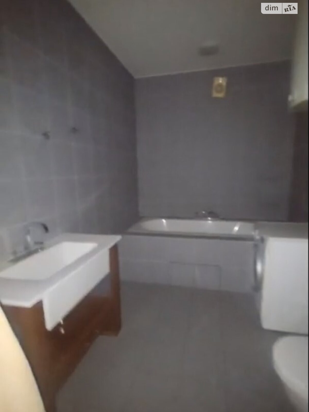 Продажа трехкомнатной квартиры в Одессе, на пер. Хвойный 8Б, район Ближние Мельницы фото 1