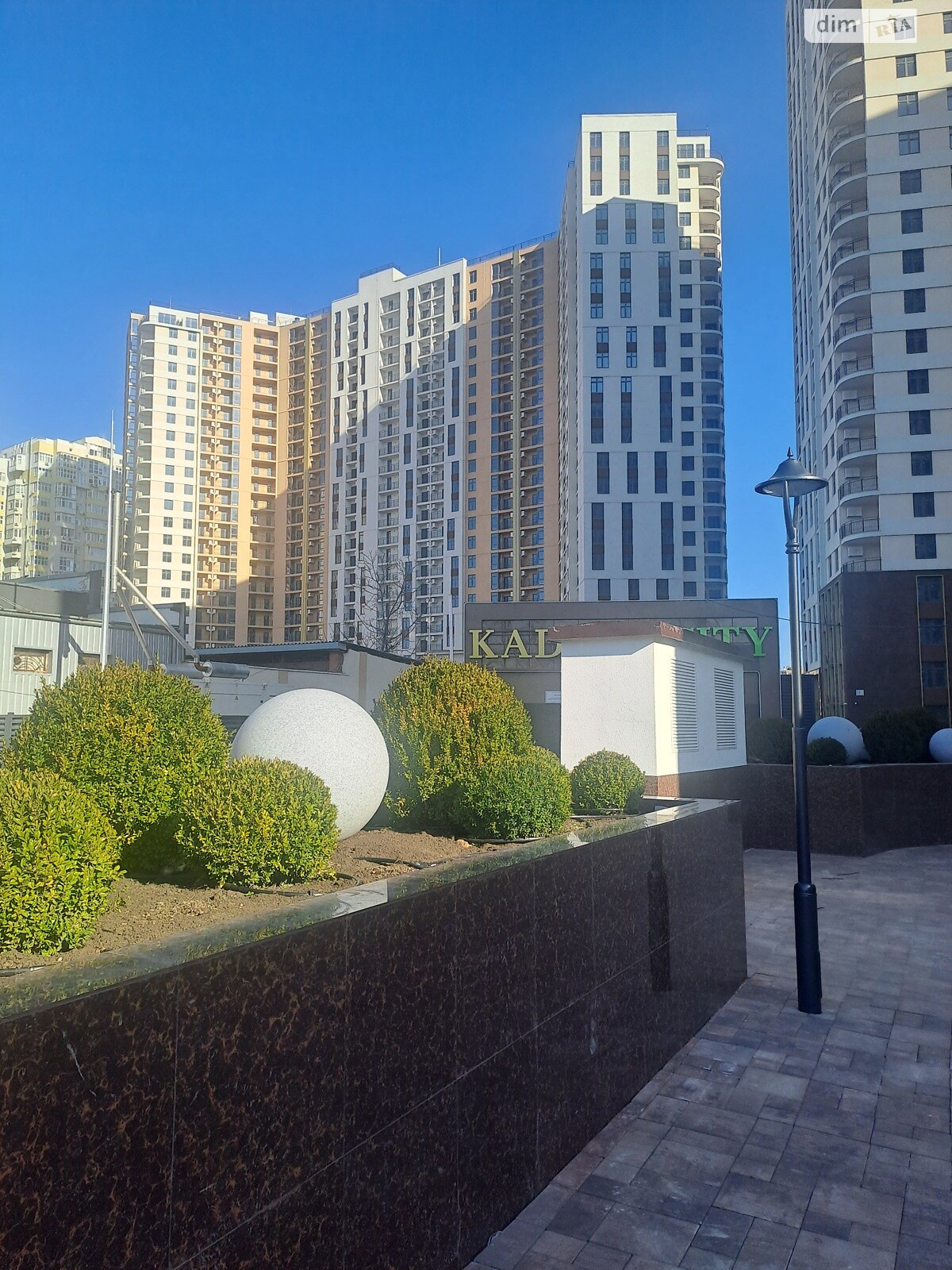 Продаж двокімнатної квартири в Одесі, на вул. Краснова 3 корпус 61, район Ближні Млини фото 1 Продаж двокімнатної квартири в Одесі, на вул. Краснова 3 корпус 61, район Ближні Млини фото 1