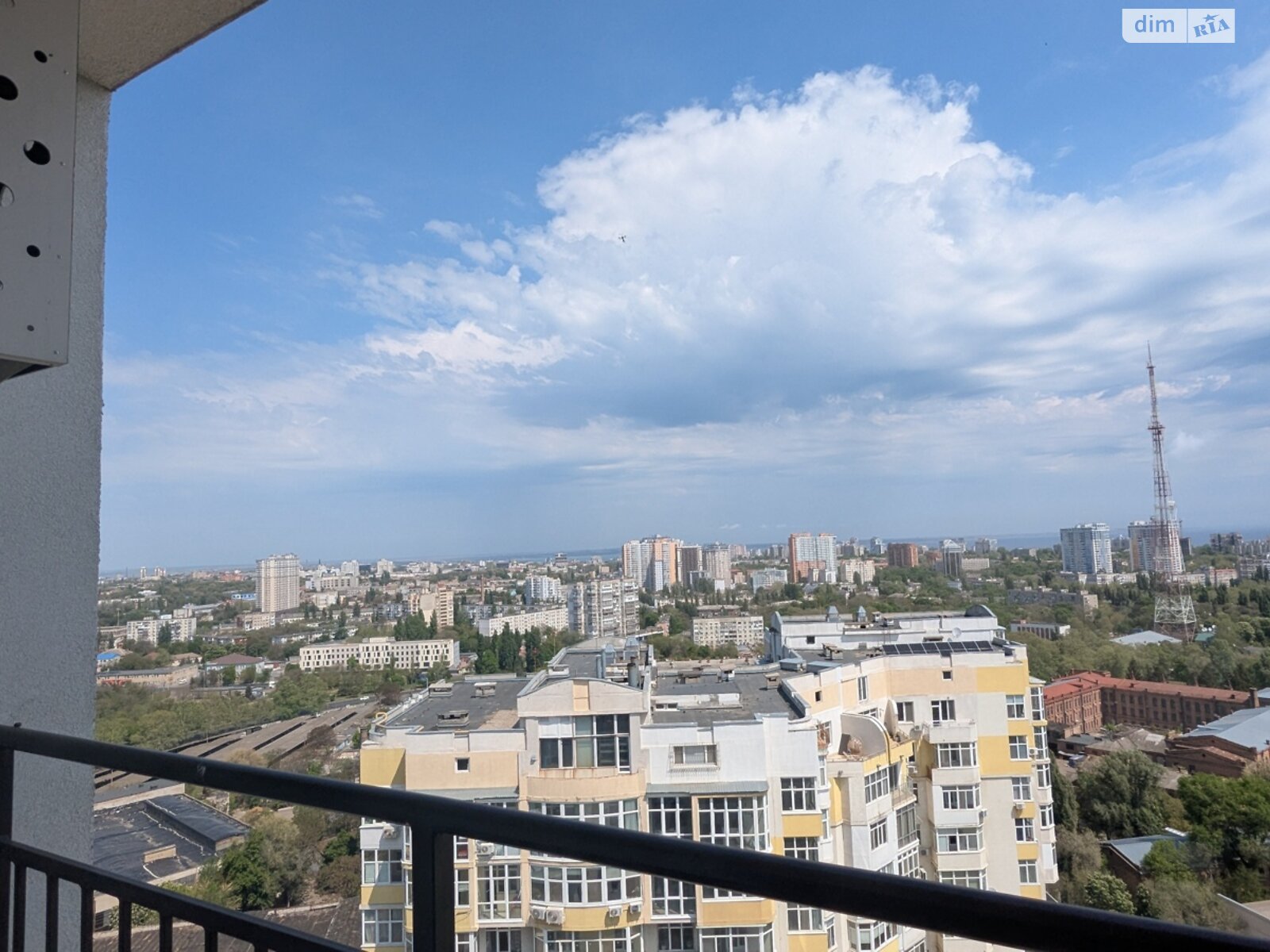 Продаж двокімнатної квартири в Одесі, на вул. Краснова 3 корпус 60, район Ближні Млини фото 1 Продаж двокімнатної квартири в Одесі, на вул. Краснова 3 корпус 60, район Ближні Млини фото 1