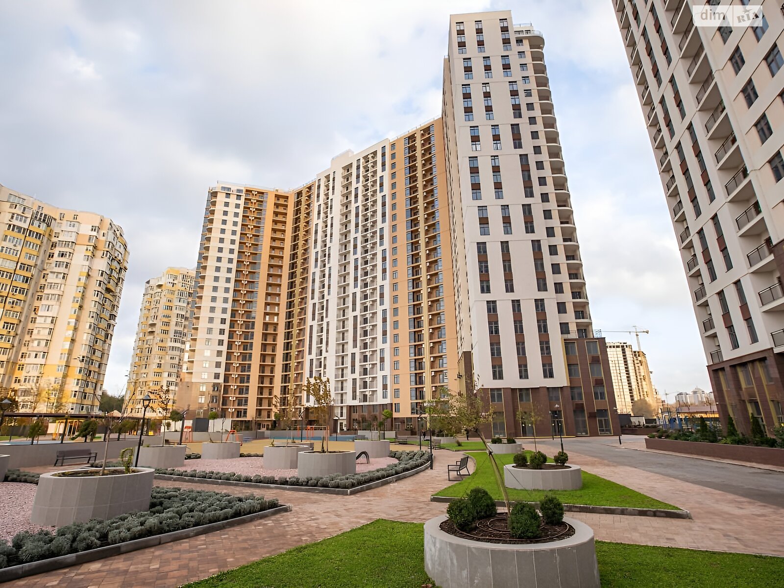 Продаж двокімнатної квартири в Одесі, на вул. Краснова 3 корпус 61, район Ближні Млини фото 1 Продаж двокімнатної квартири в Одесі, на вул. Краснова 3 корпус 61, район Ближні Млини фото 1