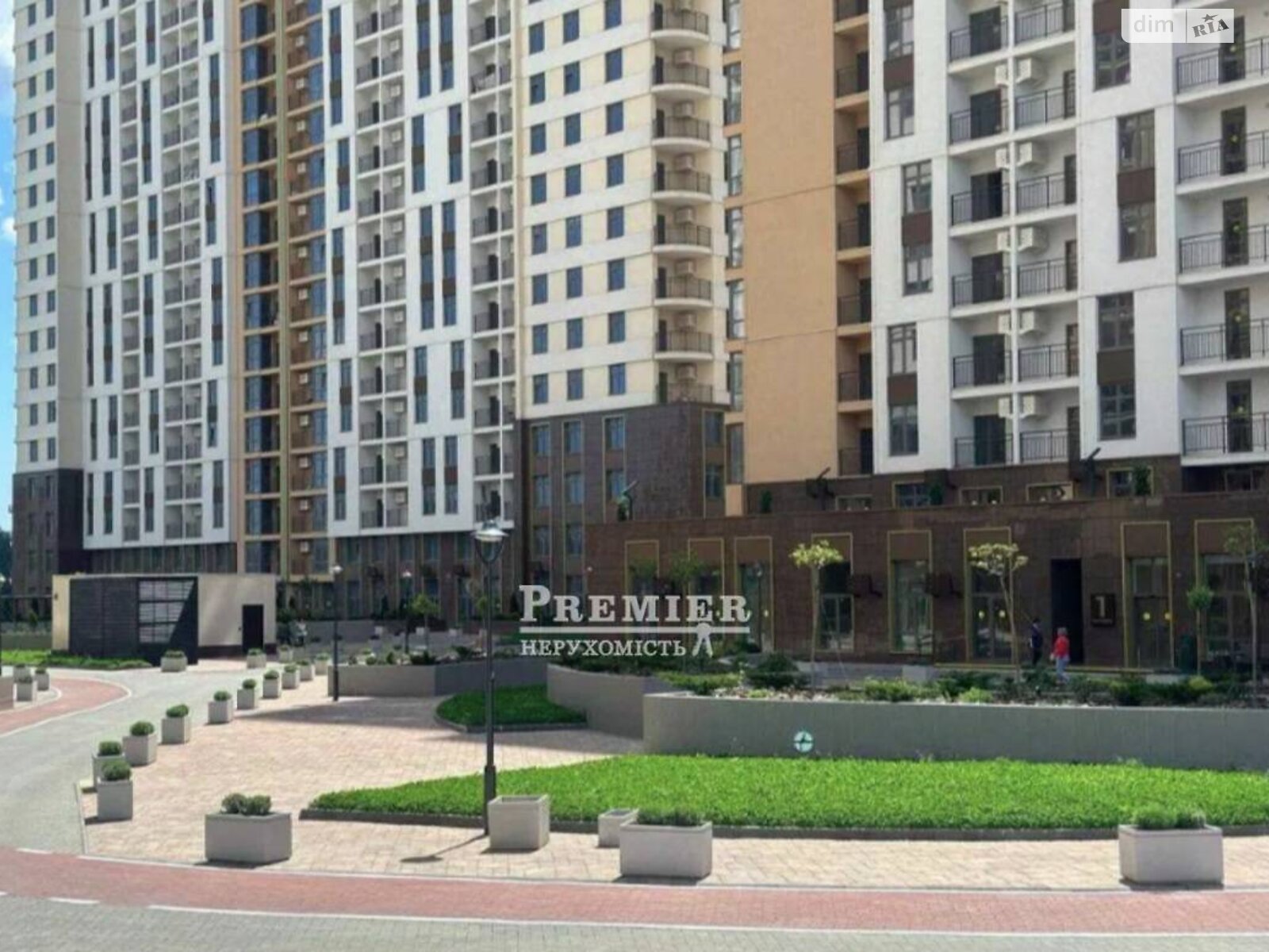 Продажа трехкомнатной квартиры в Одессе, на ул. Краснова, район Ближние Мельницы фото 1 Продажа трехкомнатной квартиры в Одессе, на ул. Краснова, район Ближние Мельницы фото 1