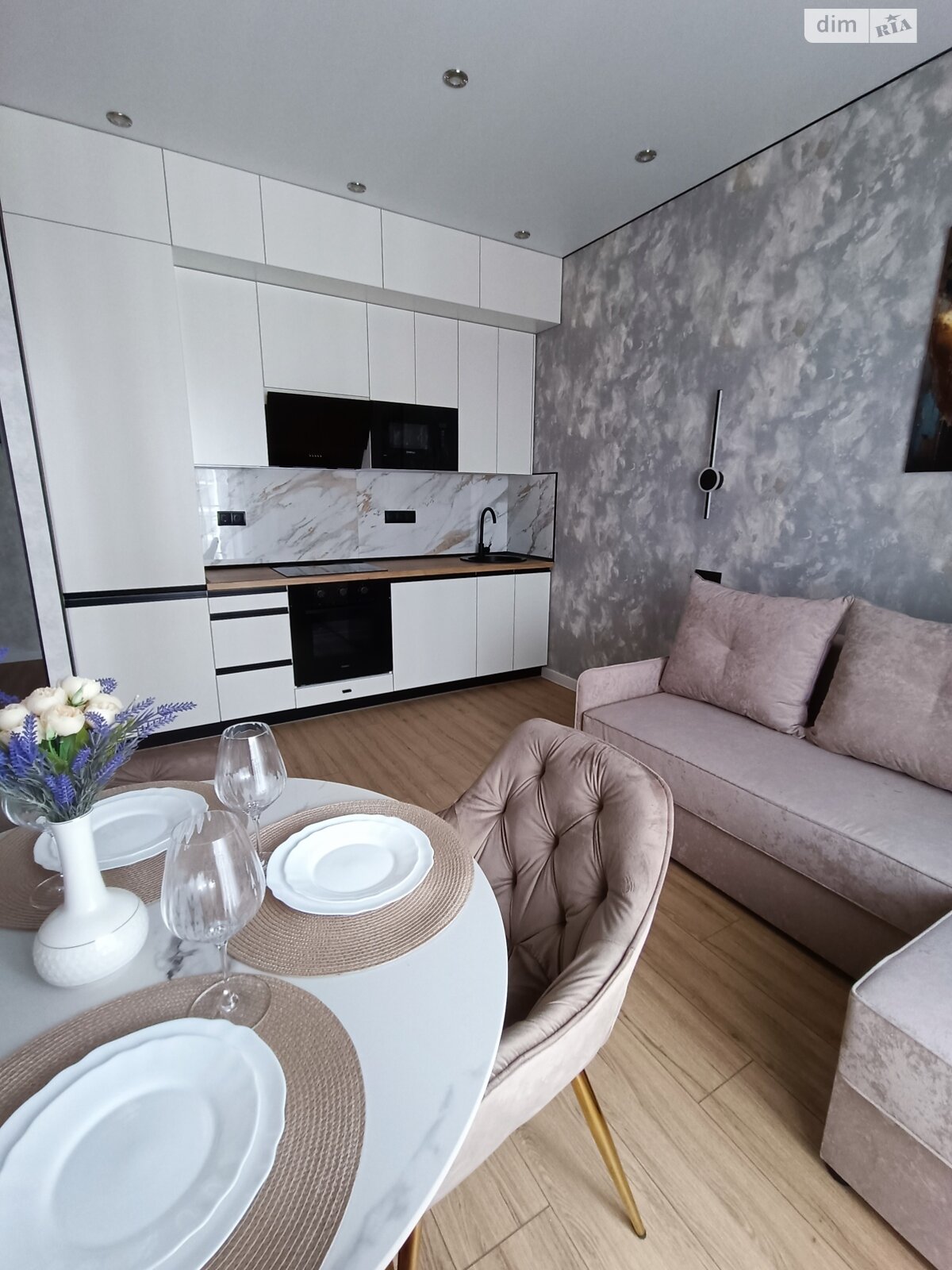 Продажа однокомнатной квартиры в Одессе, на ул. Краснова 3 корпус 61, район Ближние Мельницы фото 1 Продажа однокомнатной квартиры в Одессе, на ул. Краснова 3 корпус 61, район Ближние Мельницы фото 1
