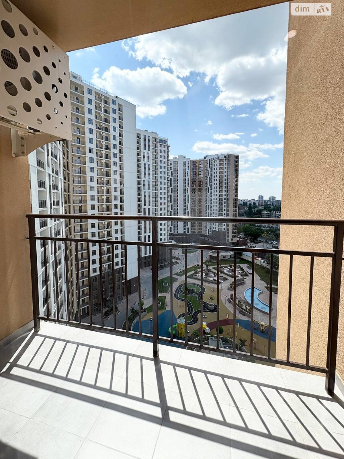 Продаж двокімнатної квартири в Одесі, на вул. Краснова 3 корпус 60, район Ближні Млини фото 1 Продаж двокімнатної квартири в Одесі, на вул. Краснова 3 корпус 60, район Ближні Млини фото 1