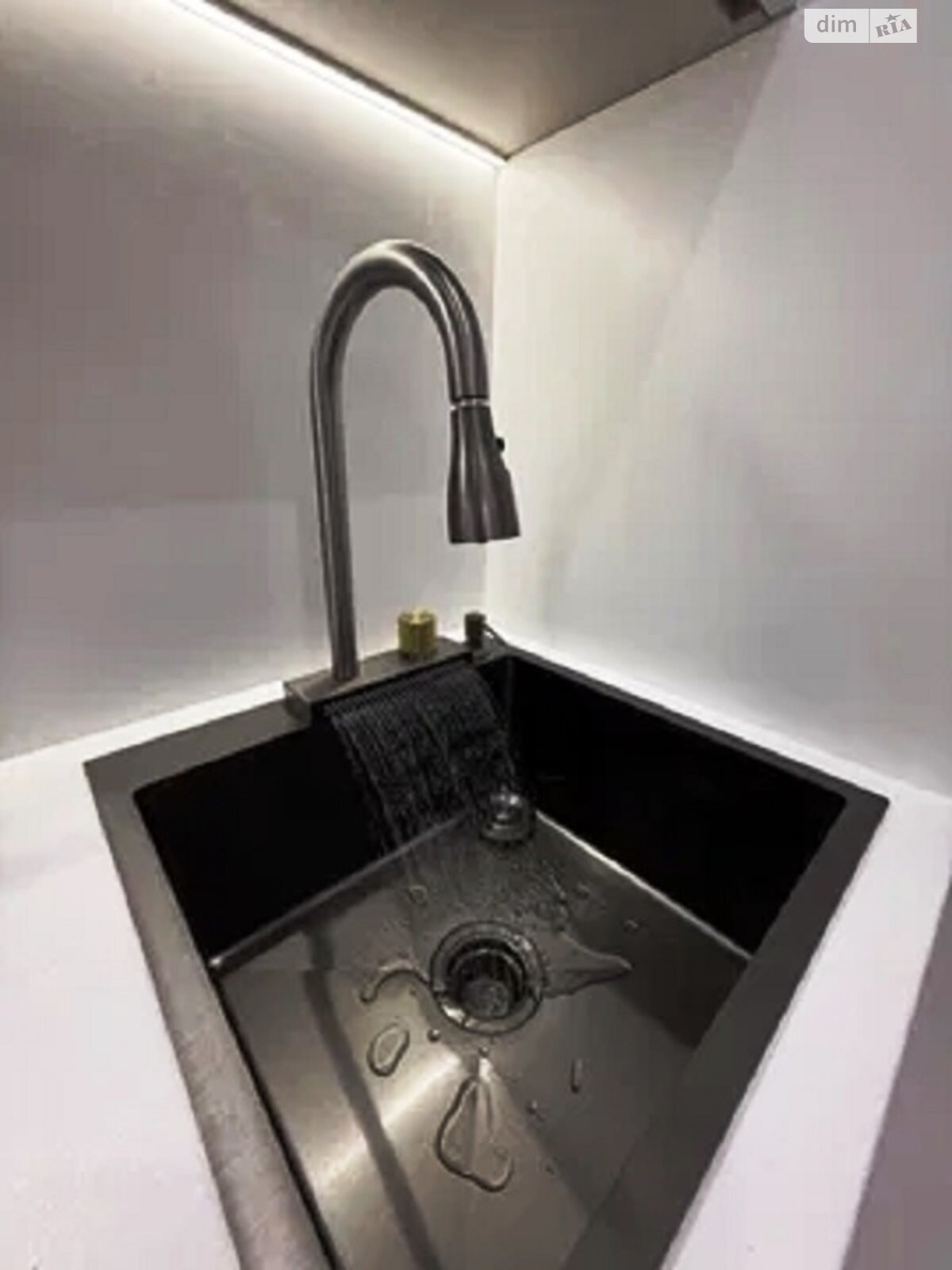 Продажа однокомнатной квартиры в Одессе, на ул. Краснова 3 корпус 61, район Ближние Мельницы фото 1 Продажа однокомнатной квартиры в Одессе, на ул. Краснова 3 корпус 61, район Ближние Мельницы фото 1