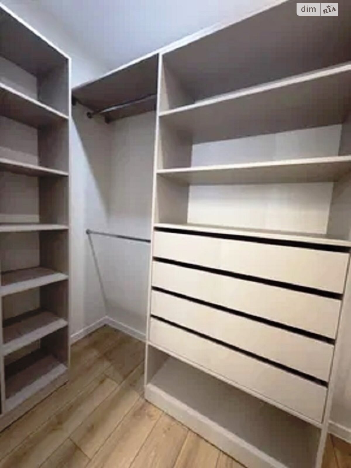 Продажа однокомнатной квартиры в Одессе, на ул. Краснова 3 корпус 61, район Ближние Мельницы фото 1 Продажа однокомнатной квартиры в Одессе, на ул. Краснова 3 корпус 61, район Ближние Мельницы фото 1