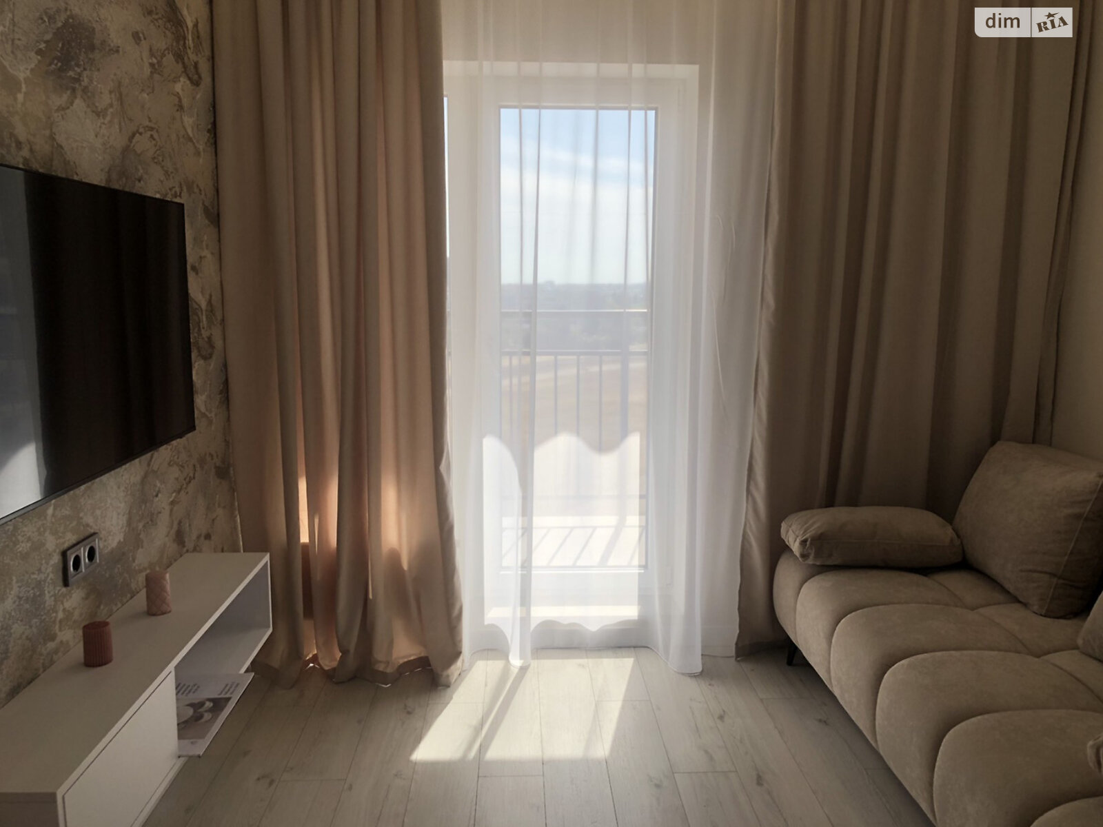 Продажа однокомнатной квартиры в Одессе, на ул. Краснова 3/60, район Ближние Мельницы фото 1