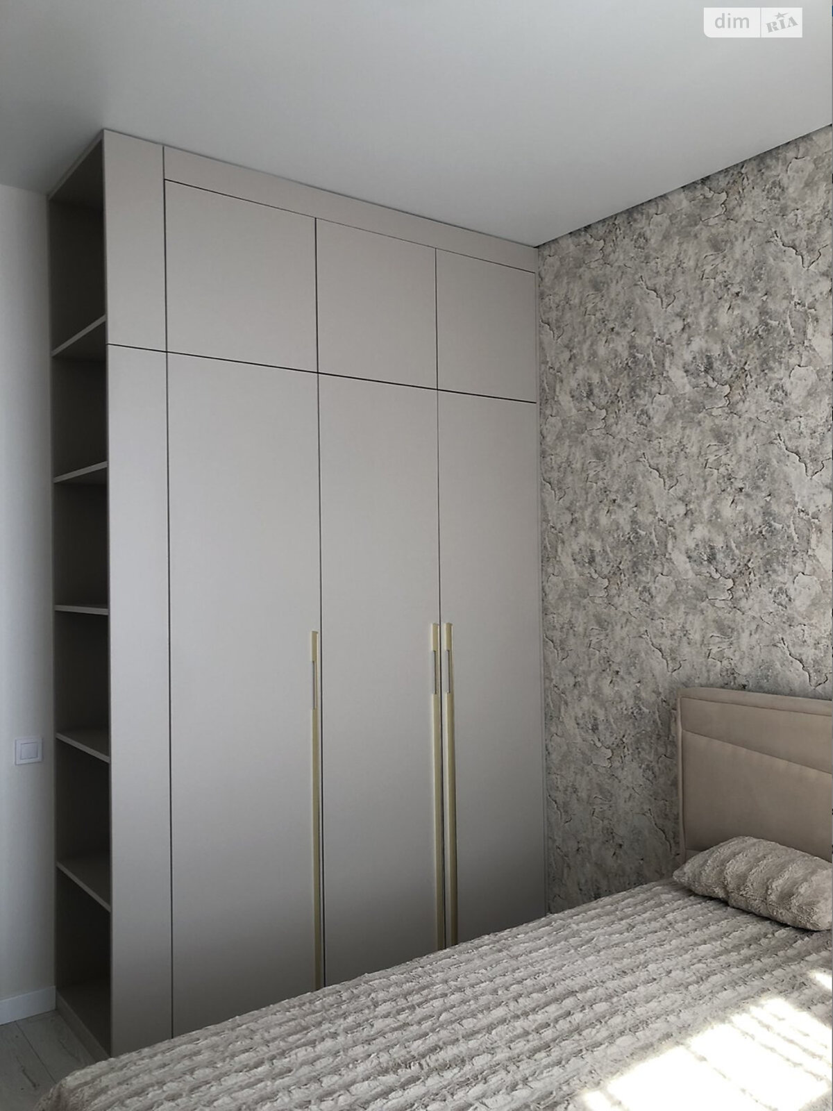 Продажа однокомнатной квартиры в Одессе, на ул. Краснова 3/60, район Ближние Мельницы фото 1