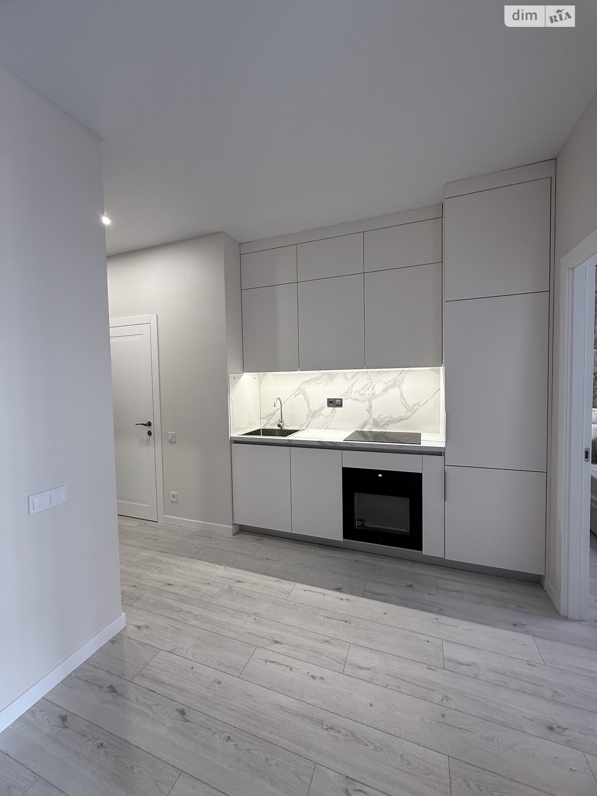 Продажа однокомнатной квартиры в Одессе, на ул. Краснова, район Ближние Мельницы фото 1