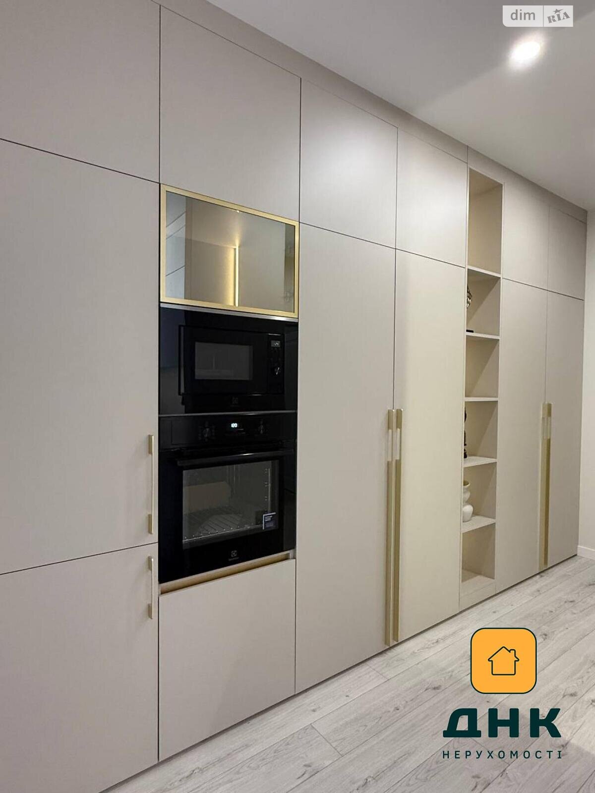 Продажа однокомнатной квартиры в Одессе, на ул. Краснова 3 корпус 65, район Ближние Мельницы фото 1