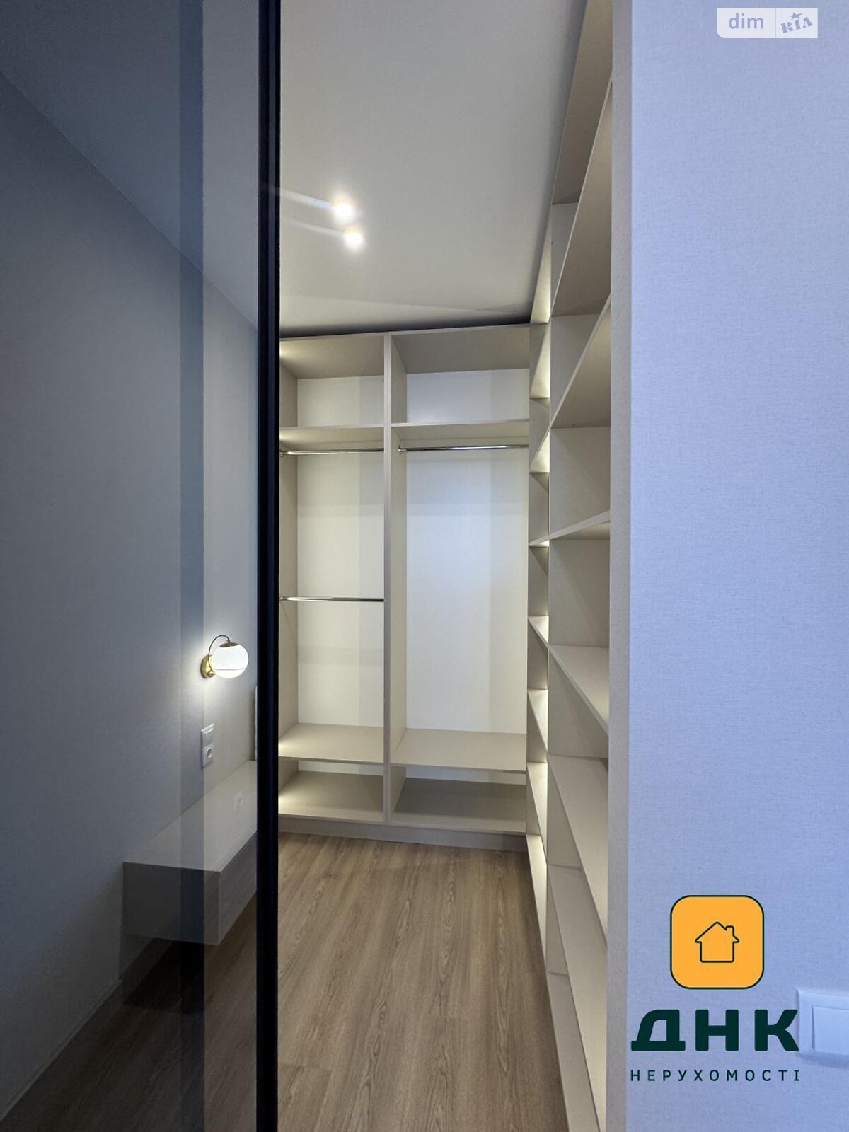 Продажа двухкомнатной квартиры в Одессе, на ул. Краснова 1А, район Ближние Мельницы фото 1 Продажа двухкомнатной квартиры в Одессе, на ул. Краснова 1А, район Ближние Мельницы фото 1