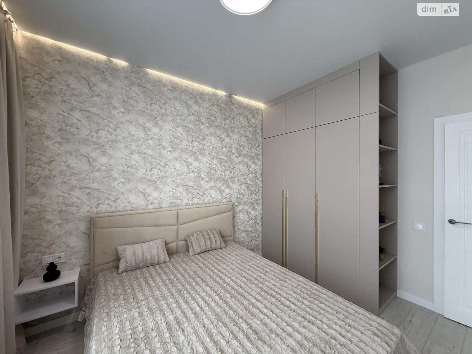 Продажа однокомнатной квартиры в Одессе, на ул. Краснова 1Б, район Ближние Мельницы фото 1 Продажа однокомнатной квартиры в Одессе, на ул. Краснова 1Б, район Ближние Мельницы фото 1