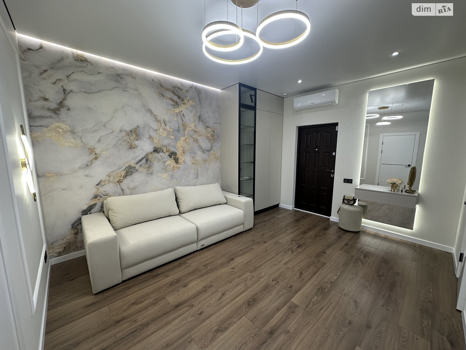 Продажа однокомнатной квартиры в Одессе, на ул. Краснова, район Ближние Мельницы фото 1 Продажа однокомнатной квартиры в Одессе, на ул. Краснова, район Ближние Мельницы фото 1