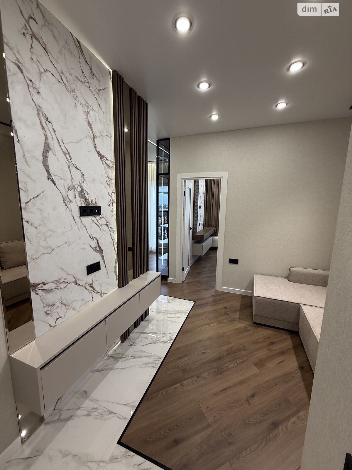 Продажа однокомнатной квартиры в Одессе, на ул. Краснова 1А, район Ближние Мельницы фото 1