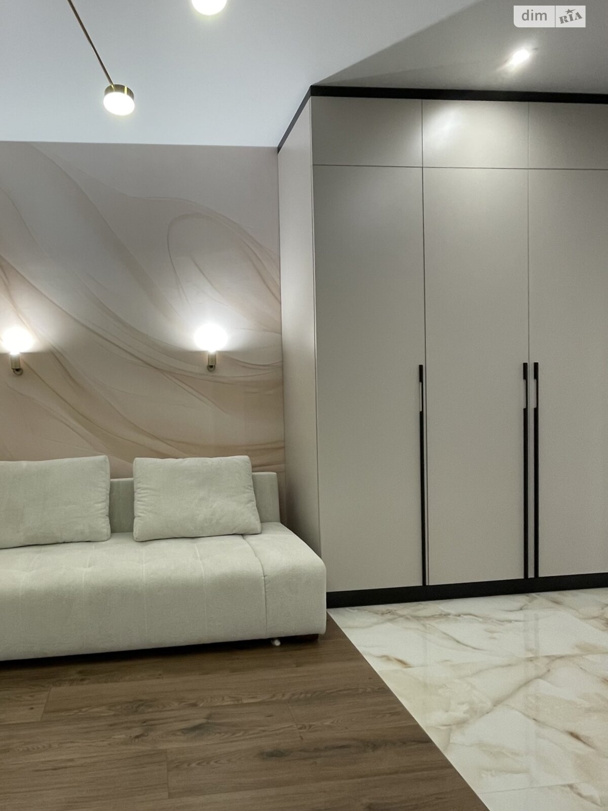 Продаж однокімнатної квартири в Одесі, на вул. Краснова 3 корпус 65, район Ближні Млини фото 1