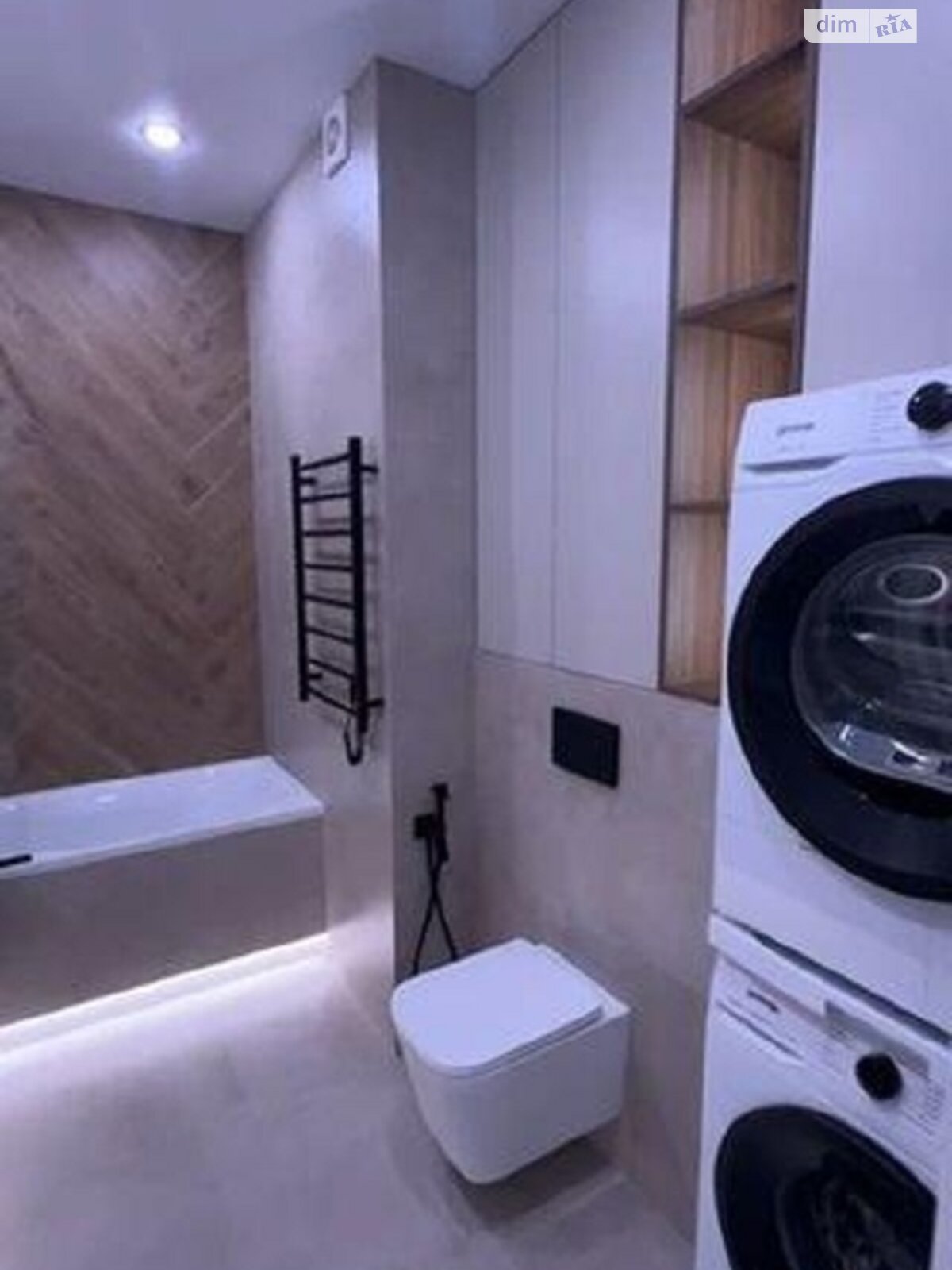 Продаж двокімнатної квартири в Одесі, на вул. Краснова, район Ближні Млини фото 1