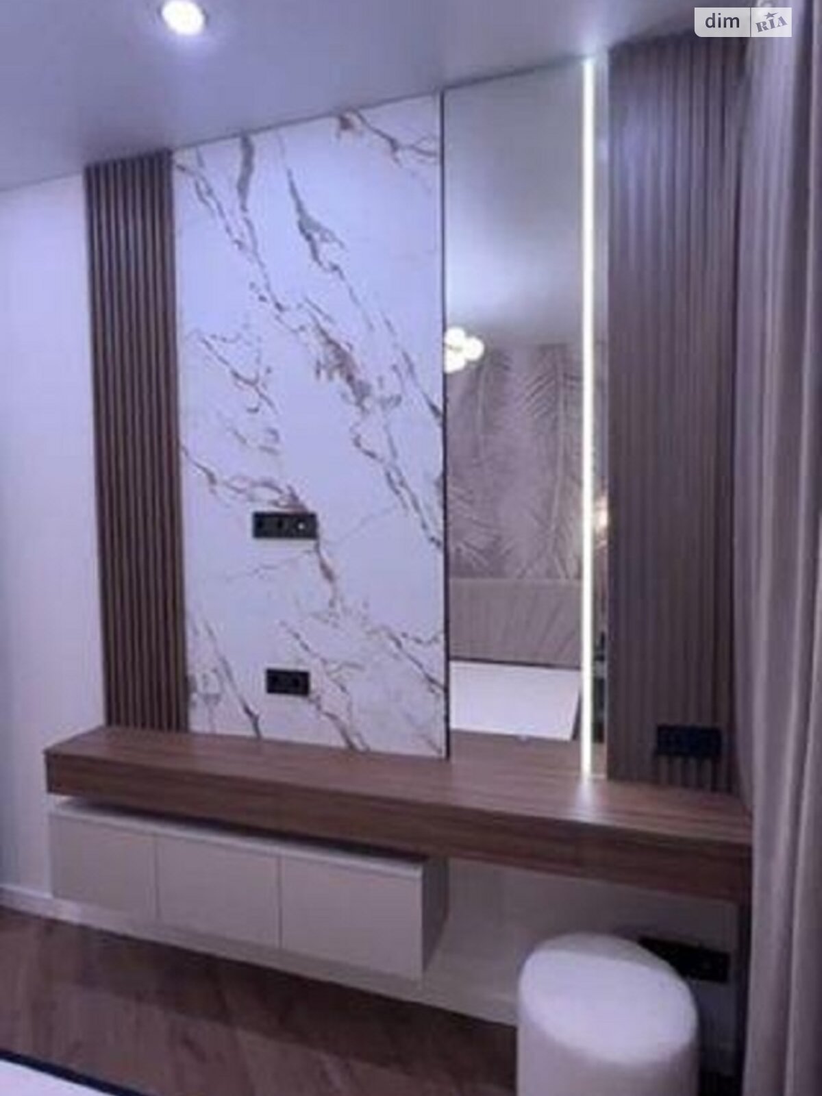 Продаж двокімнатної квартири в Одесі, на вул. Краснова, район Ближні Млини фото 1