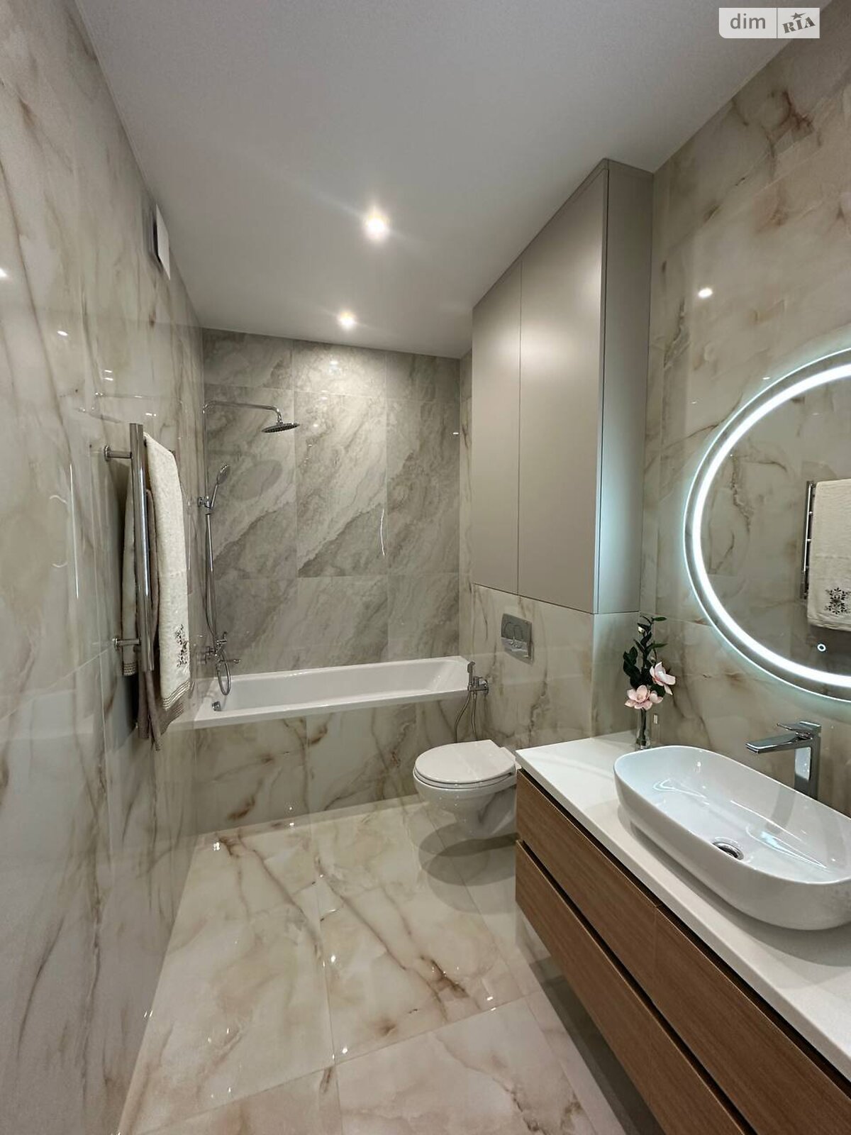 Продажа двухкомнатной квартиры в Одессе, на ул. Краснова 3, район Ближние Мельницы фото 1