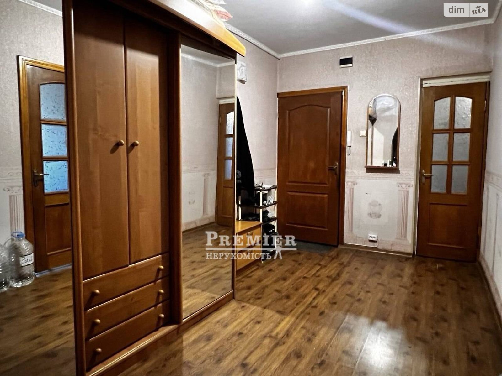 Продажа трехкомнатной квартиры в Одессе, на ул. Скворцова 2, район Хаджибейский фото 1 Продажа трехкомнатной квартиры в Одессе, на ул. Скворцова 2, район Хаджибейский фото 1