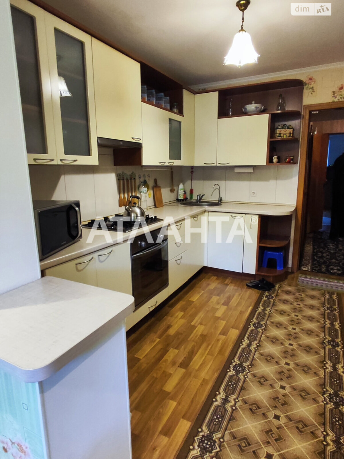Продаж двокімнатної квартири в Одесі, на вул. Якова Бреуса, район Ближні Млини фото 1 Продаж двокімнатної квартири в Одесі, на вул. Якова Бреуса, район Ближні Млини фото 1