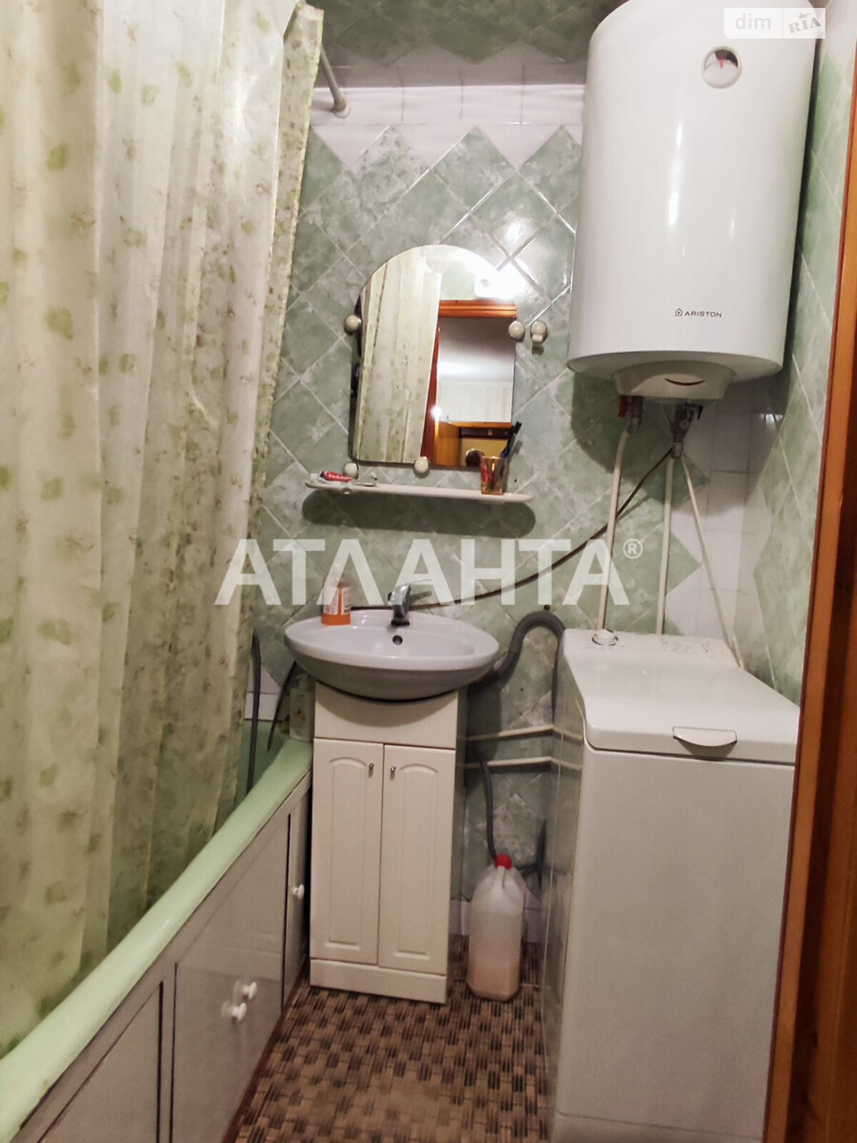 Продаж двокімнатної квартири в Одесі, на вул. Якова Бреуса, район Ближні Млини фото 1 Продаж двокімнатної квартири в Одесі, на вул. Якова Бреуса, район Ближні Млини фото 1