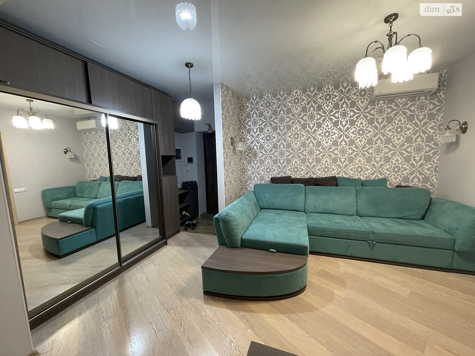 Продажа трехкомнатной квартиры в Одессе, на ул. Якова Бреуса 61 корпус 9, район Ближние Мельницы фото 1 Продажа трехкомнатной квартиры в Одессе, на ул. Якова Бреуса 61 корпус 9, район Ближние Мельницы фото 1