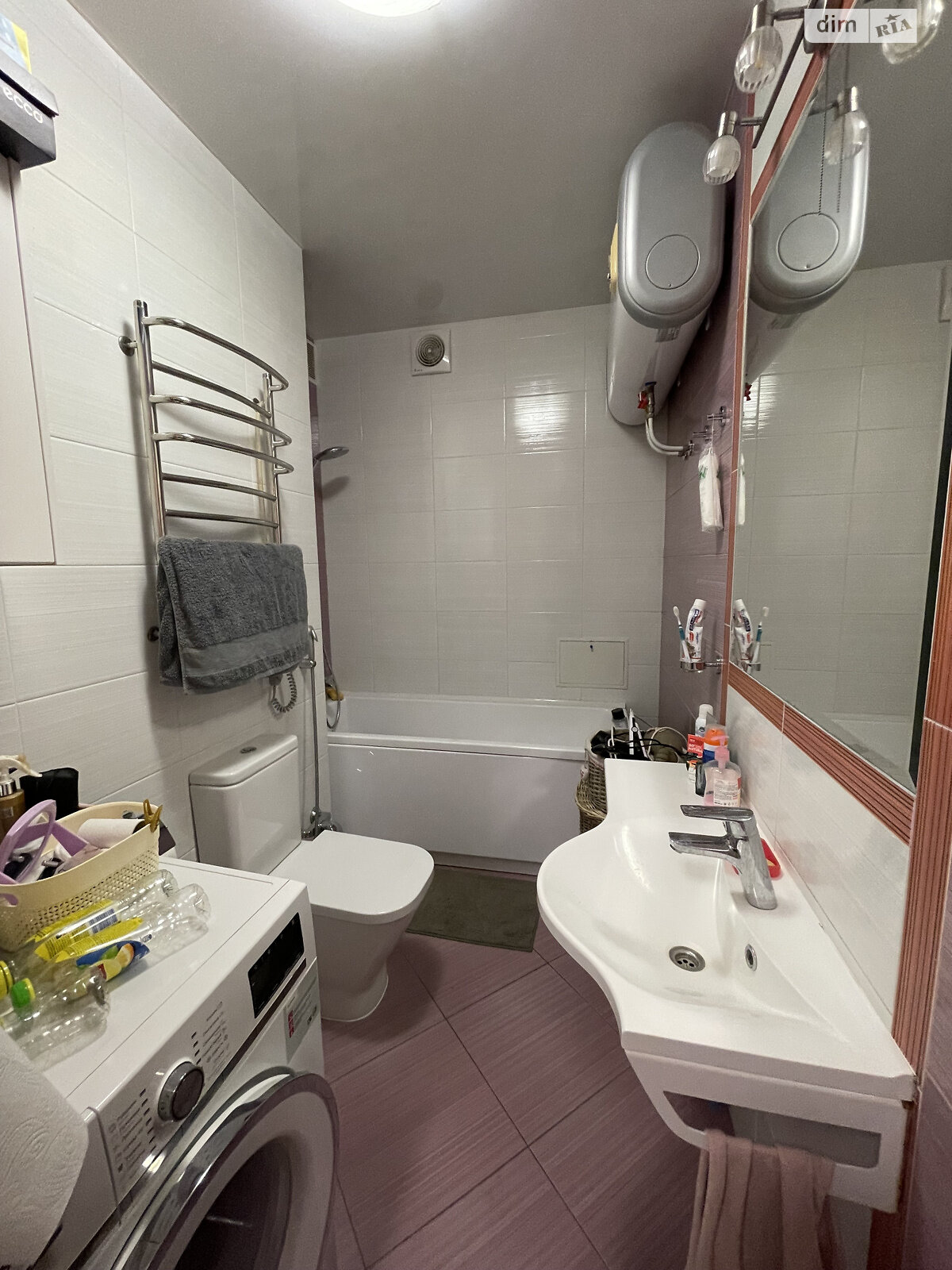 Продажа трехкомнатной квартиры в Одессе, на ул. Якова Бреуса 61 корпус 9, район Ближние Мельницы фото 1 Продажа трехкомнатной квартиры в Одессе, на ул. Якова Бреуса 61 корпус 9, район Ближние Мельницы фото 1