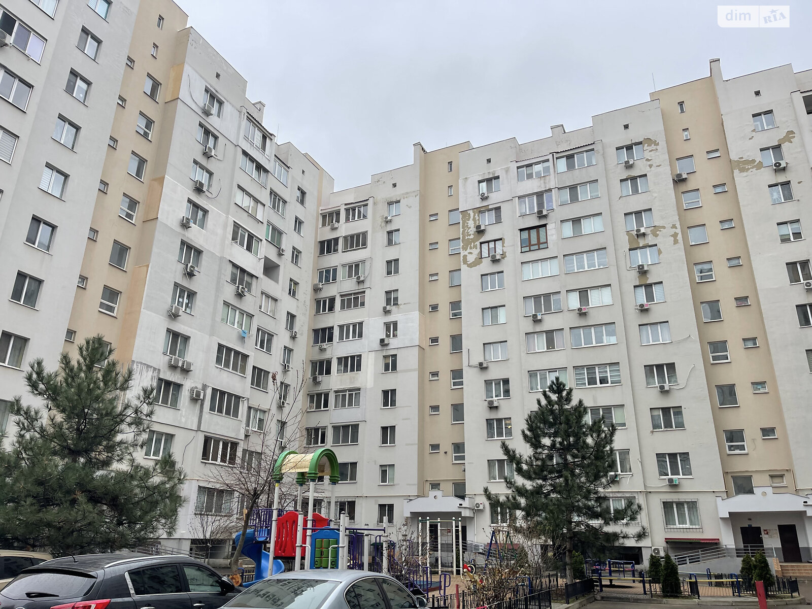 Продажа трехкомнатной квартиры в Одессе, на ул. Якова Бреуса 61 корпус 9, район Ближние Мельницы фото 1 Продажа трехкомнатной квартиры в Одессе, на ул. Якова Бреуса 61 корпус 9, район Ближние Мельницы фото 1