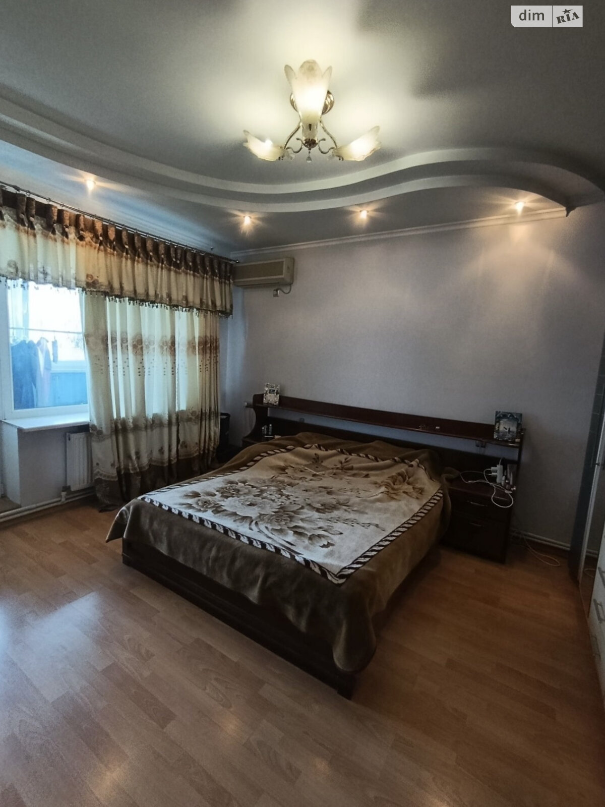 Продаж чотирикімнатної квартири в Одесі, на вул. Велика Арнаутська 9, фото 1 Продаж чотирикімнатної квартири в Одесі, на вул. Велика Арнаутська 9, фото 1