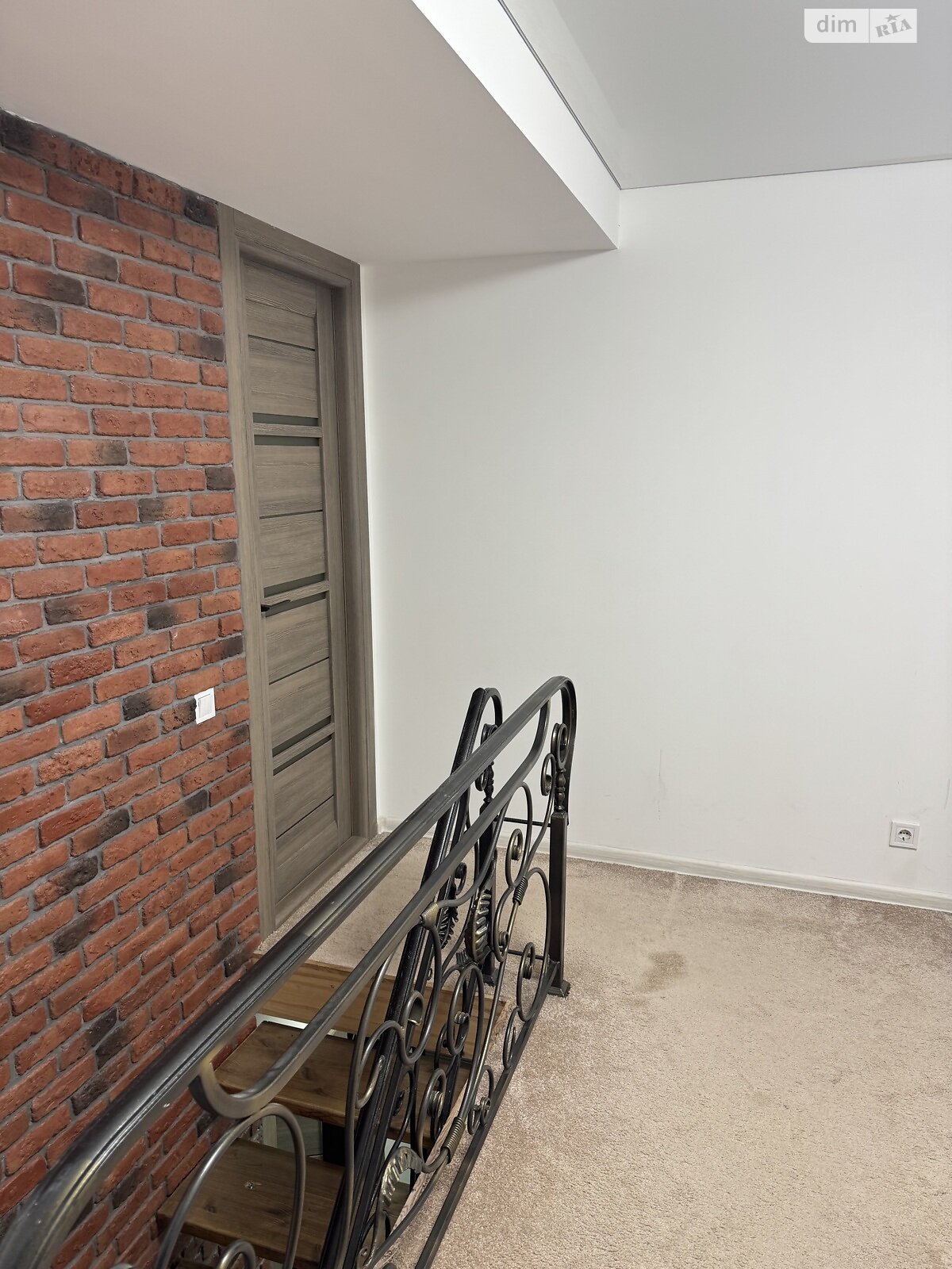 Продажа трехкомнатной квартиры в Одессе, на дор. Балтская 46, кв. 32, район Большевик фото 1 Продажа трехкомнатной квартиры в Одессе, на дор. Балтская 46, кв. 32, район Большевик фото 1