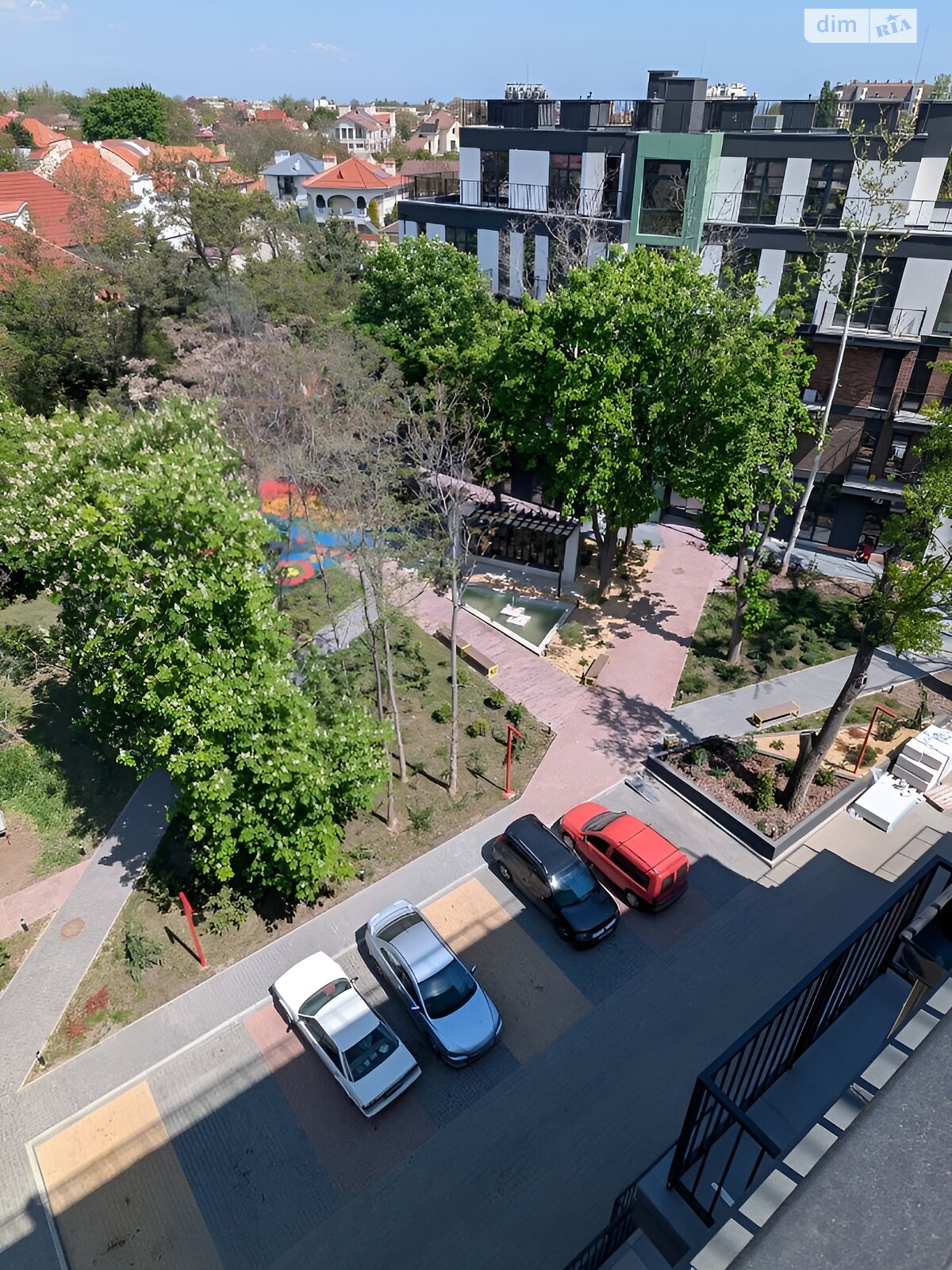 Продаж чотирикімнатної квартири в Одесі, на вул. Дачна 28Д, район Великий Фонтан фото 1 Продаж чотирикімнатної квартири в Одесі, на вул. Дачна 28Д, район Великий Фонтан фото 1