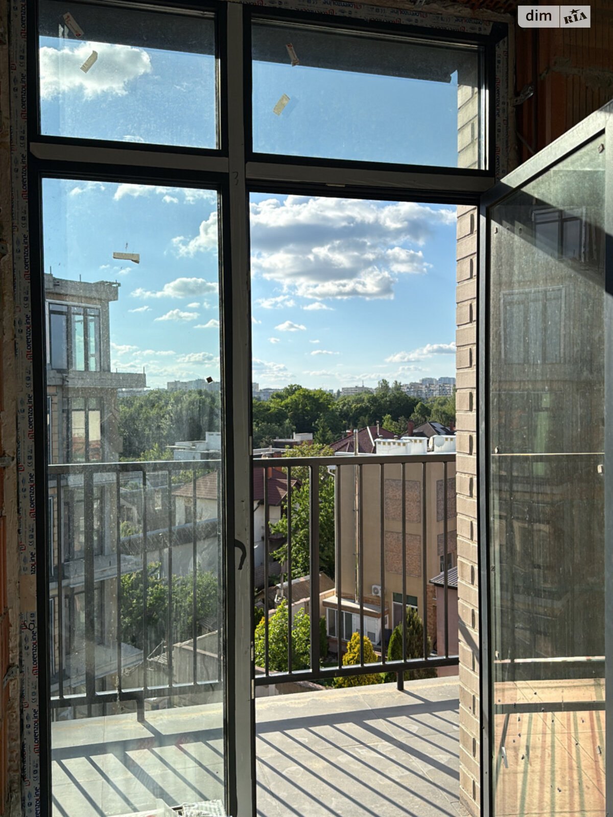 Продаж трикімнатної квартири в Одесі, на вул. Дачна 28, район Київський фото 1 Продаж трикімнатної квартири в Одесі, на вул. Дачна 28, район Київський фото 1