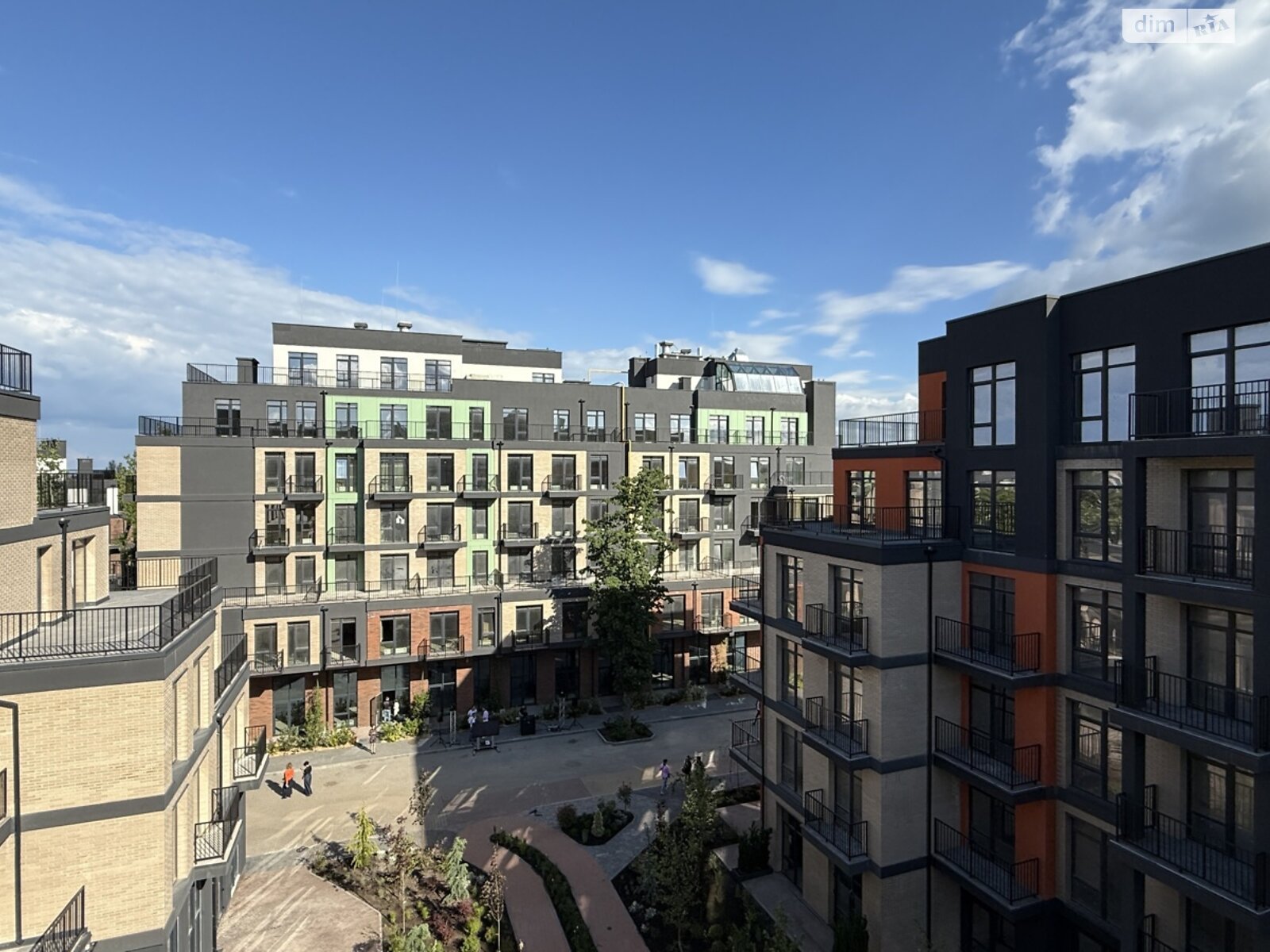 Продаж трикімнатної квартири в Одесі, на вул. Дачна 28, район Київський фото 1 Продаж трикімнатної квартири в Одесі, на вул. Дачна 28, район Київський фото 1