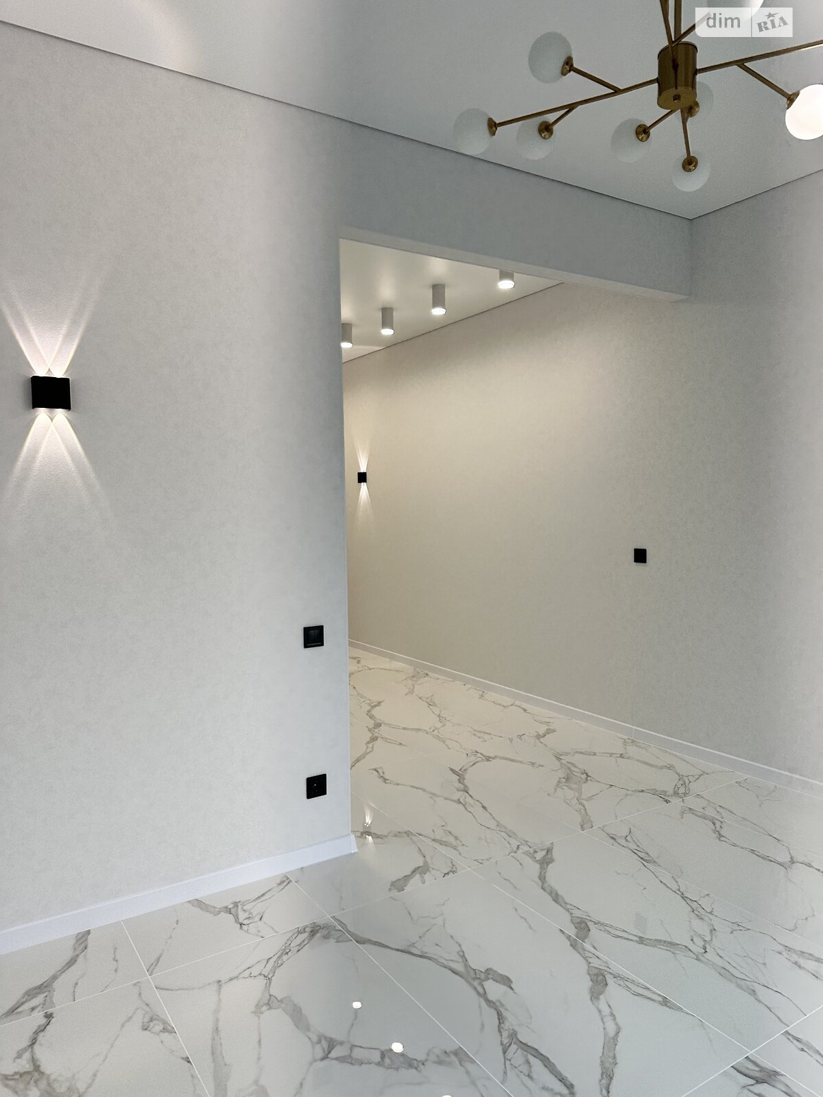 Продаж однокімнатної квартири в Одесі, на вул. Дачна 28, район Великий Фонтан фото 1 Продаж однокімнатної квартири в Одесі, на вул. Дачна 28, район Великий Фонтан фото 1