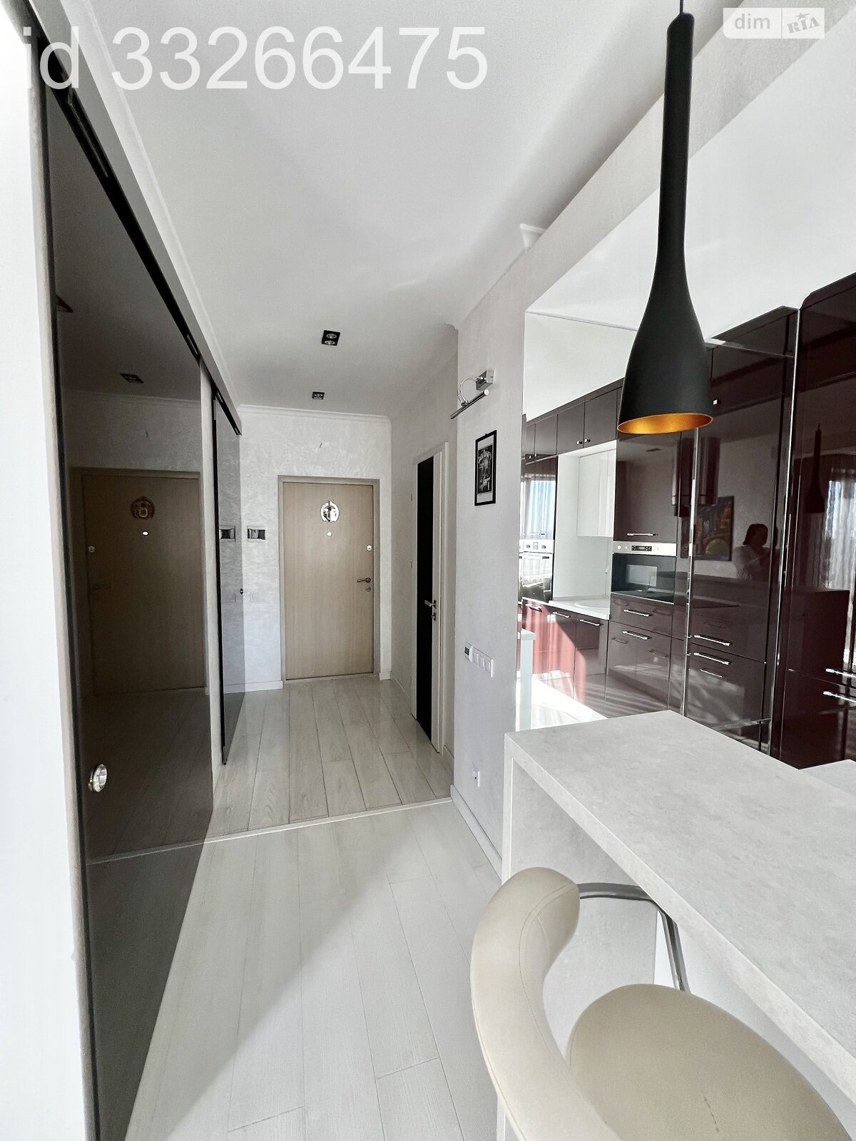 Продажа однокомнатной квартиры в Одессе, на ул. Добровольцев 10/6 корпус 3, район Большой Фонтан фото 1 Продажа однокомнатной квартиры в Одессе, на ул. Добровольцев 10/6 корпус 3, район Большой Фонтан фото 1