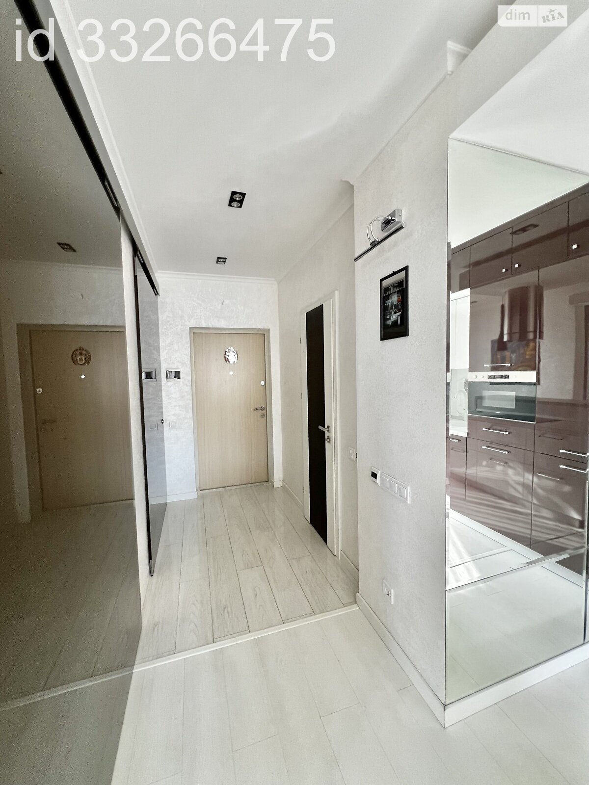 Продажа однокомнатной квартиры в Одессе, на ул. Добровольцев 10/6 корпус 3, район Большой Фонтан фото 1 Продажа однокомнатной квартиры в Одессе, на ул. Добровольцев 10/6 корпус 3, район Большой Фонтан фото 1