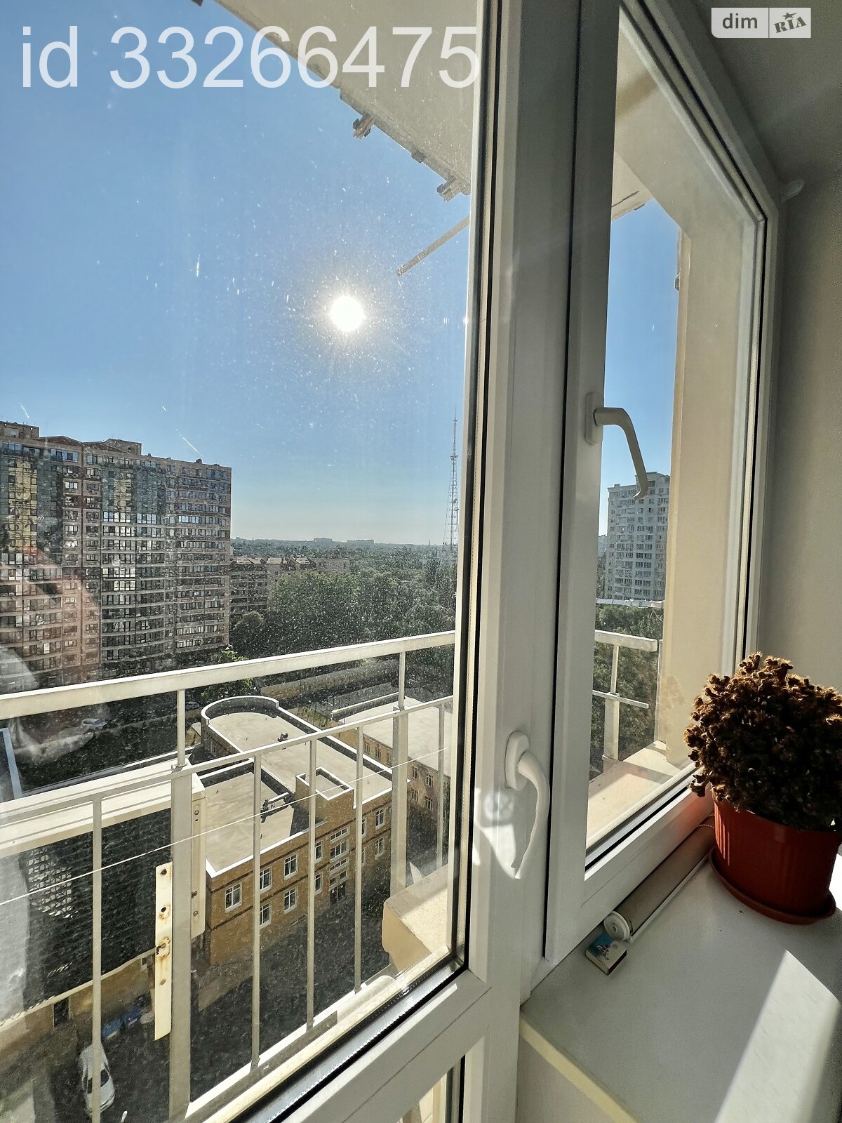 Продажа однокомнатной квартиры в Одессе, на ул. Добровольцев 10/6 корпус 3, район Большой Фонтан фото 1 Продажа однокомнатной квартиры в Одессе, на ул. Добровольцев 10/6 корпус 3, район Большой Фонтан фото 1