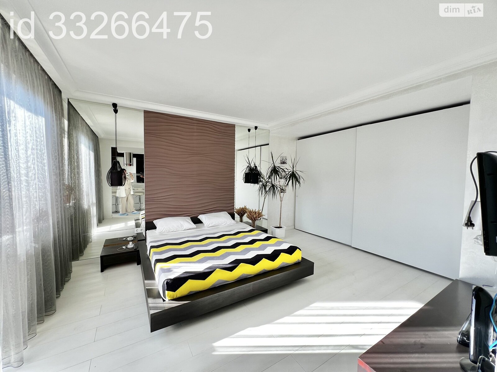 Продажа однокомнатной квартиры в Одессе, на ул. Добровольцев 10/6 корпус 3, район Большой Фонтан фото 1 Продажа однокомнатной квартиры в Одессе, на ул. Добровольцев 10/6 корпус 3, район Большой Фонтан фото 1