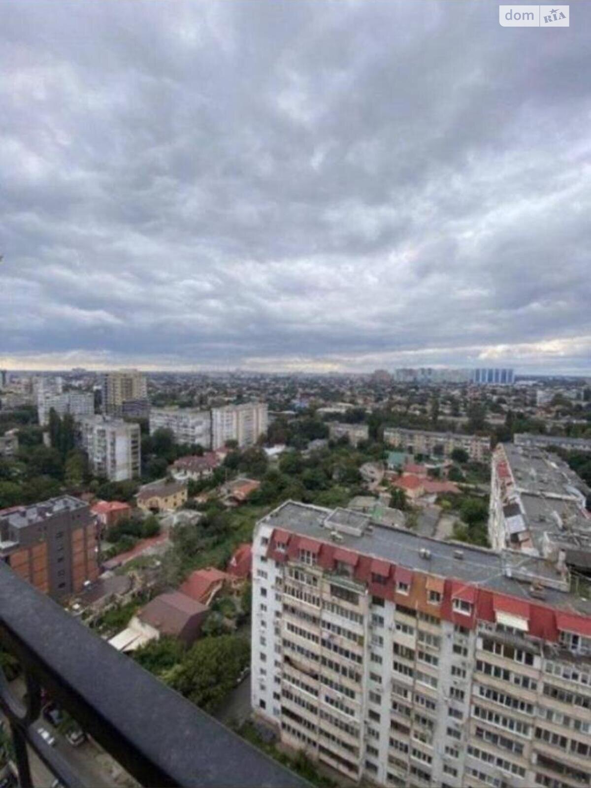 Продаж двокімнатної квартири в Одесі, на вул. Педагогічна 23, район Середній Фонтан фото 1 Продаж двокімнатної квартири в Одесі, на вул. Педагогічна 23, район Середній Фонтан фото 1