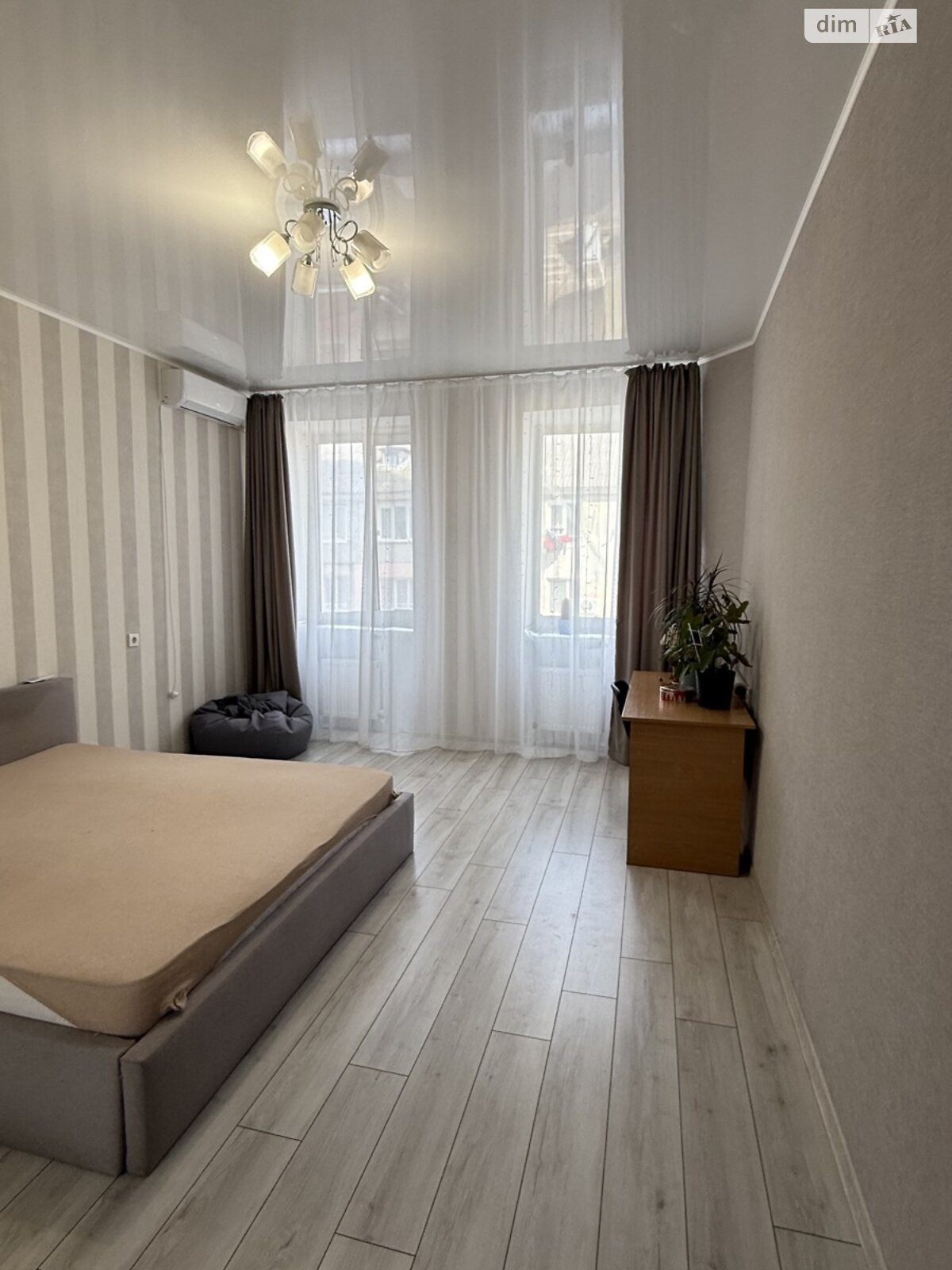Продаж двокімнатної квартири в Одесі, на вул. Євгена Чикаленка 43А, район Великий Фонтан фото 1 Продаж двокімнатної квартири в Одесі, на вул. Євгена Чикаленка 43А, район Великий Фонтан фото 1