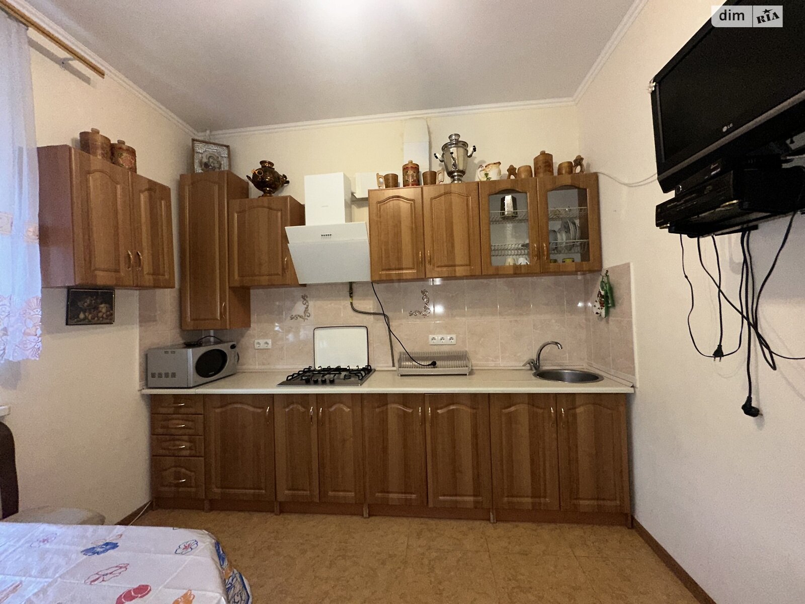 Продаж двокімнатної квартири в Одесі, на вул. Євгена Чикаленка, район Великий Фонтан фото 1 Продаж двокімнатної квартири в Одесі, на вул. Євгена Чикаленка, район Великий Фонтан фото 1