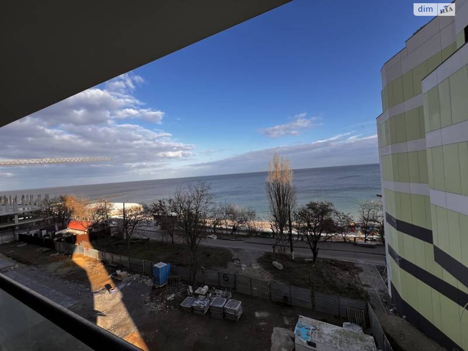 Продаж трикімнатної квартири в Одесі, на дор. Фонтанська 153А, район Великий Фонтан фото 1